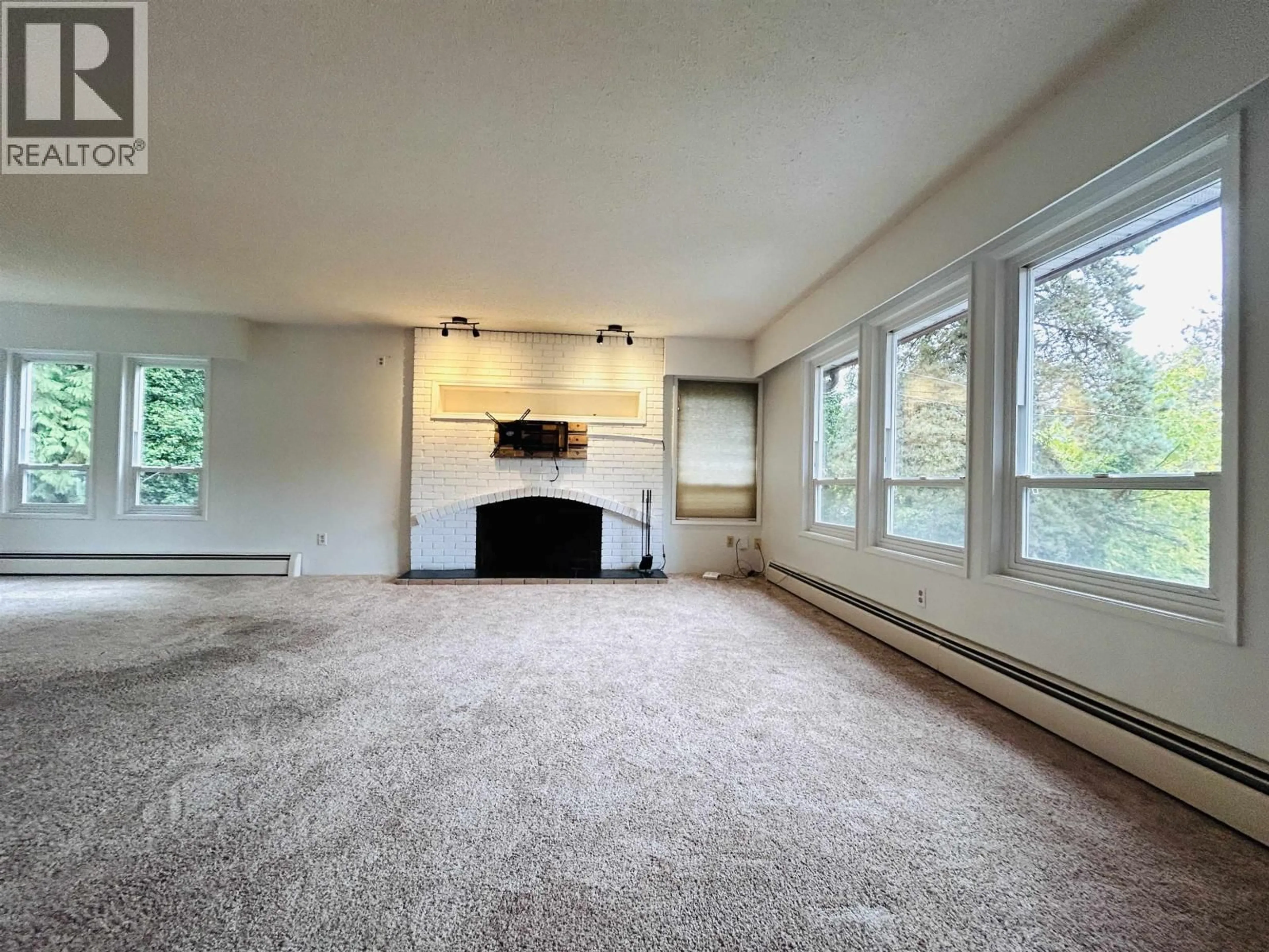 A pic of a room for 1404 WINSLOW AVENUE, Coquitlam British Columbia V3J2G4