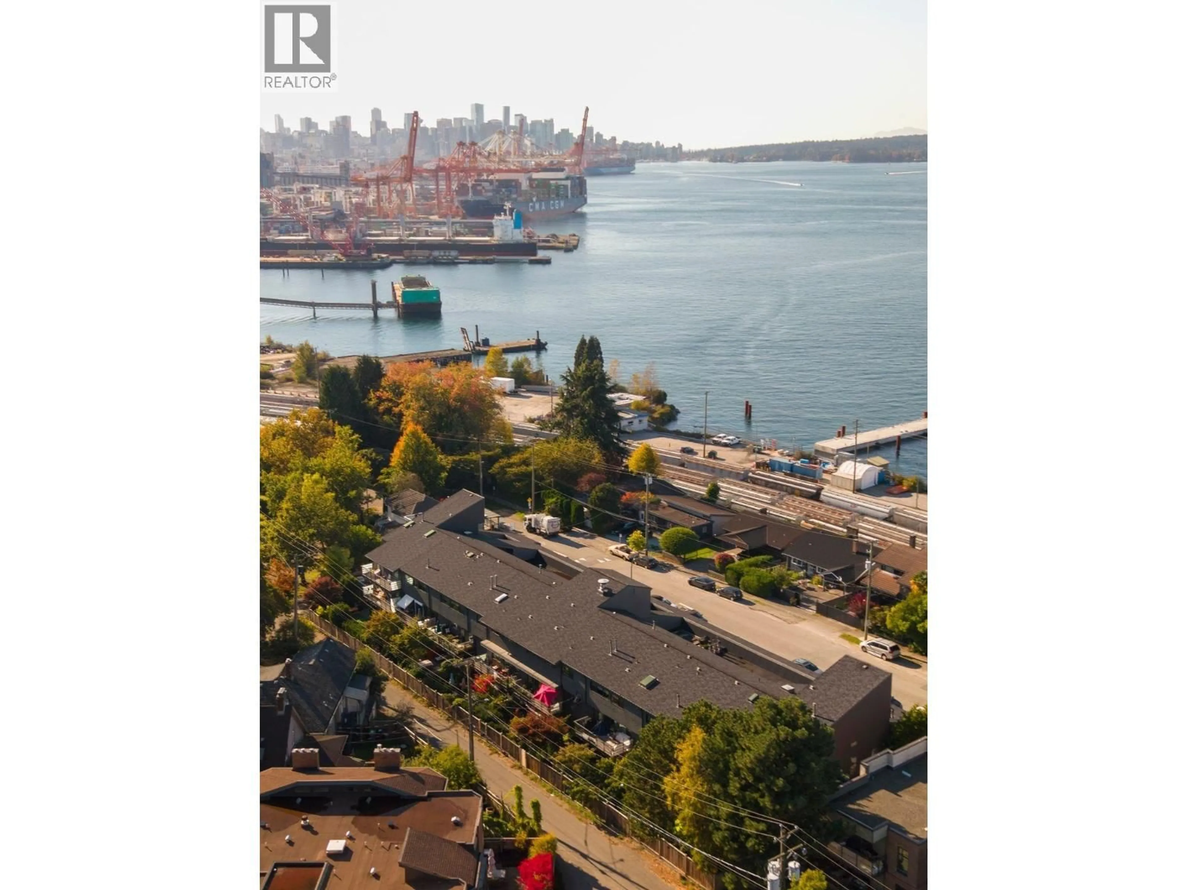 A pic from outside/outdoor area/front of a property/back of a property/a pic from drone, water/lake/river/ocean view for 214 - 2336 WALL STREET, Vancouver British Columbia V5L1B7