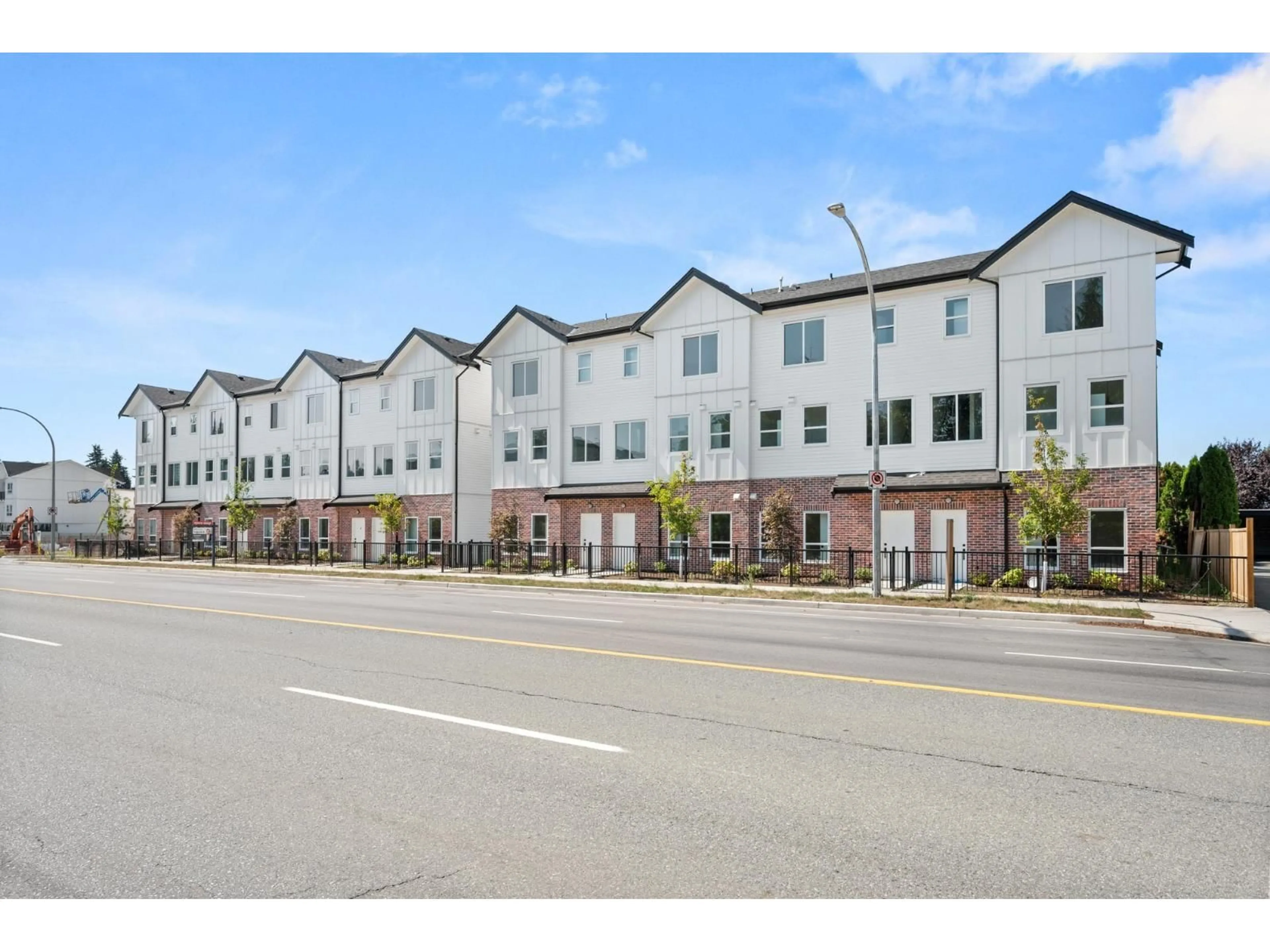 Unknown for 2 - 31981 CORAL AVENUE, Abbotsford British Columbia V2T2J9