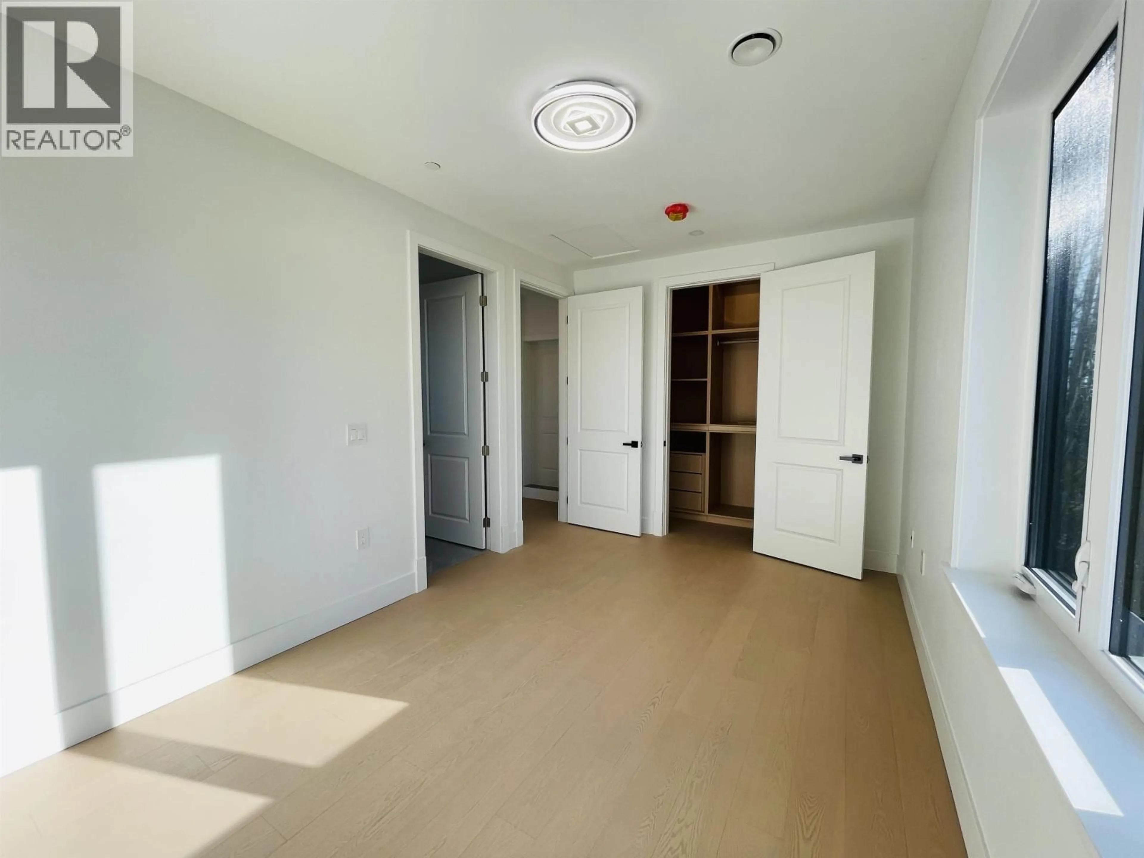 A pic of a room for 1 - 2452 HARRISON DRIVE, Vancouver British Columbia V5P2P8