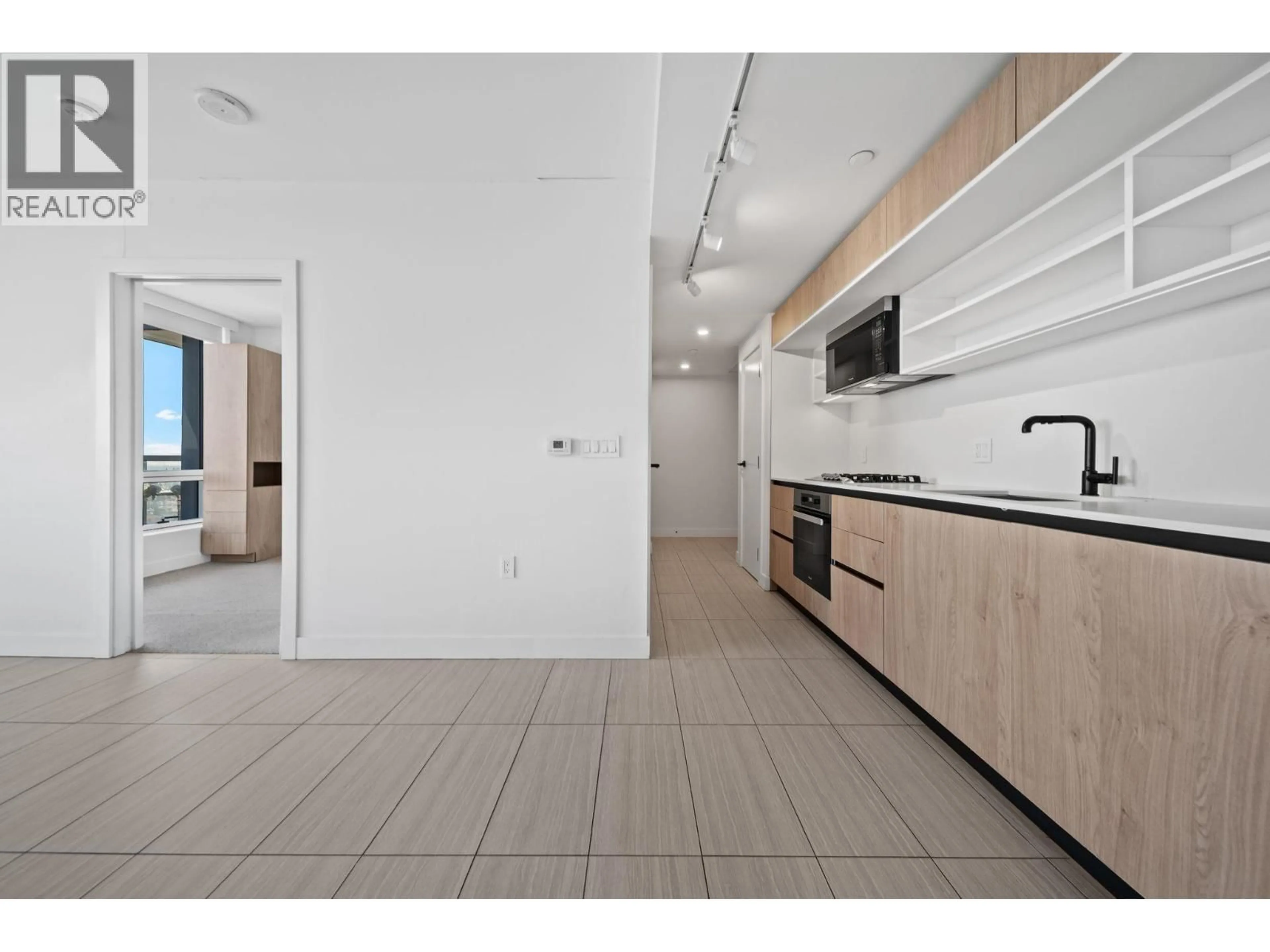 Unknown for 2504 - 5058 JOYCE STREET, Vancouver British Columbia V5R0J9