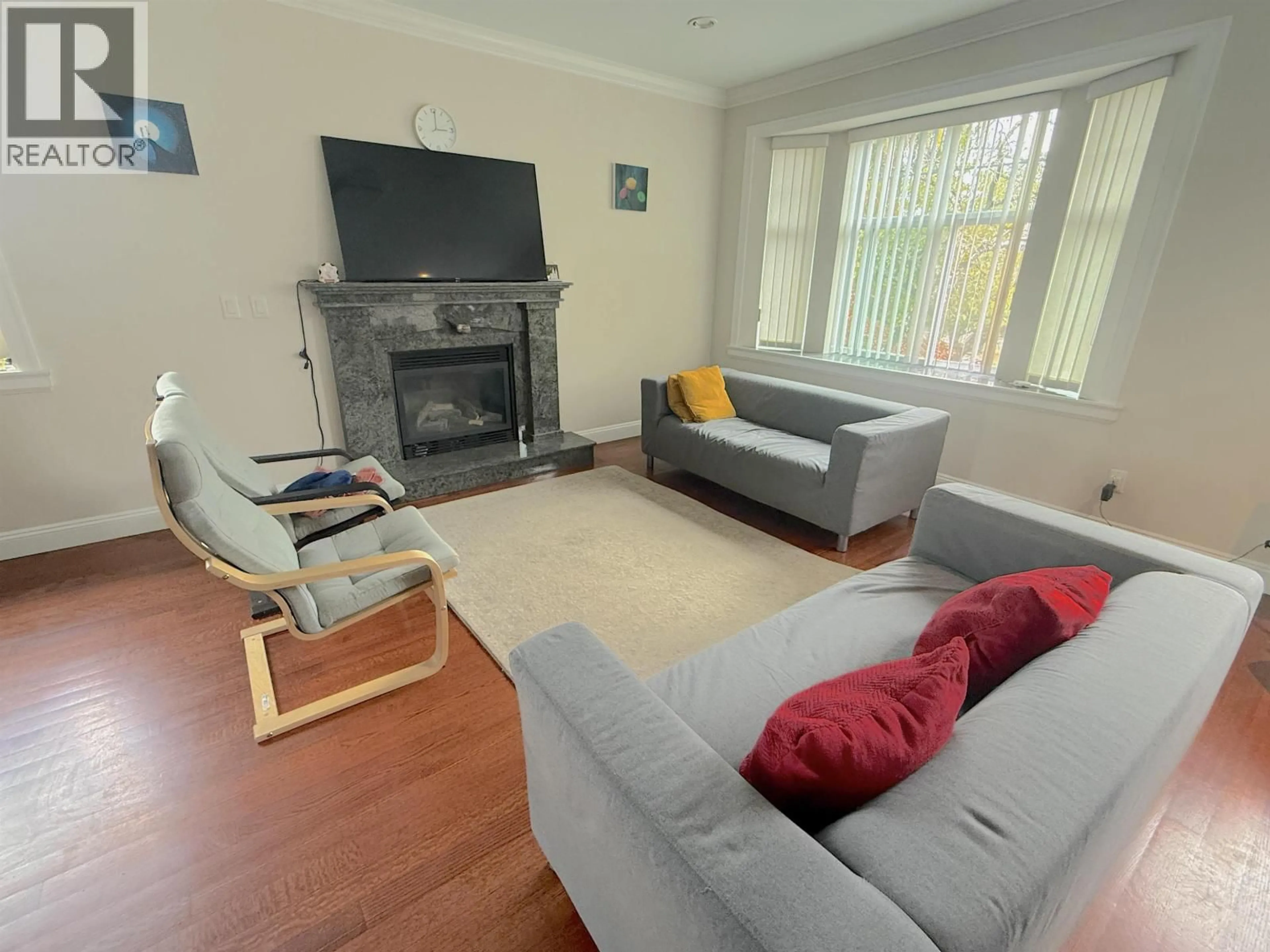 Living room with furniture, unknown for 5421 FLEMING STREET, Vancouver British Columbia V5P3E8