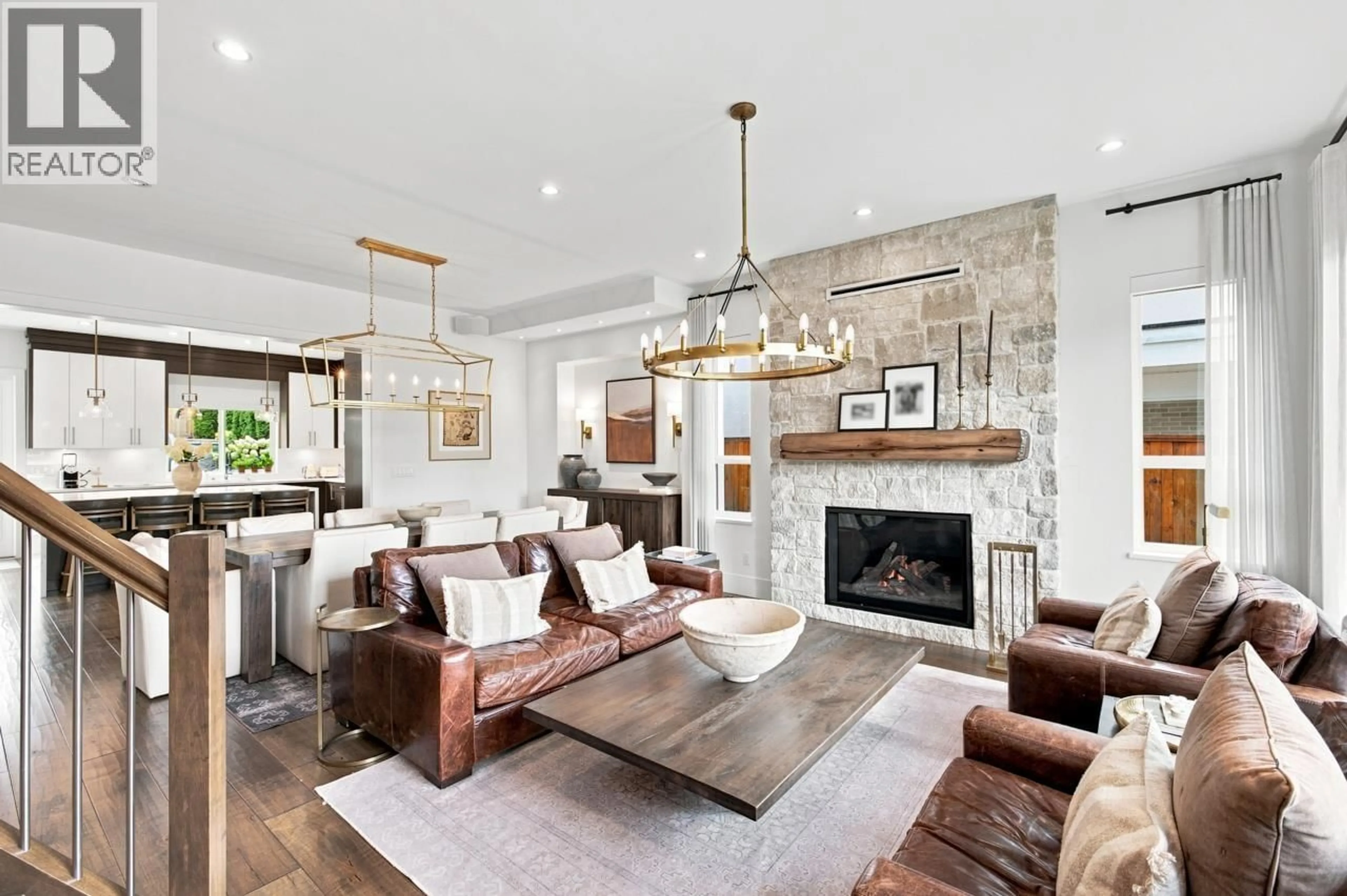 Living room with furniture, wood/laminate floor for 3840 PROSPECT ROAD, North Vancouver British Columbia V7N3L4