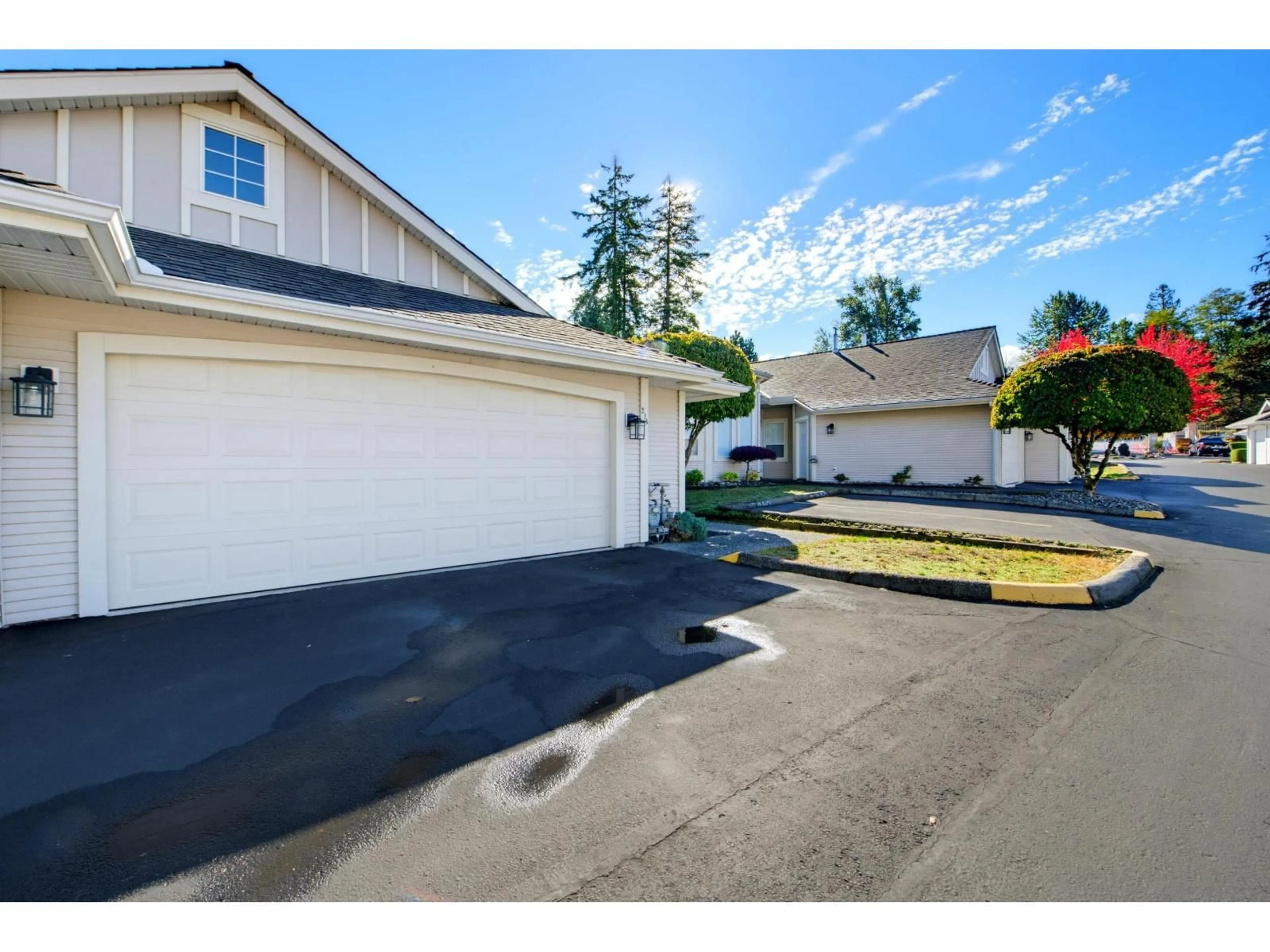 Unknown for 215 - 20655 88 AVENUE, Langley British Columbia V1M2M5