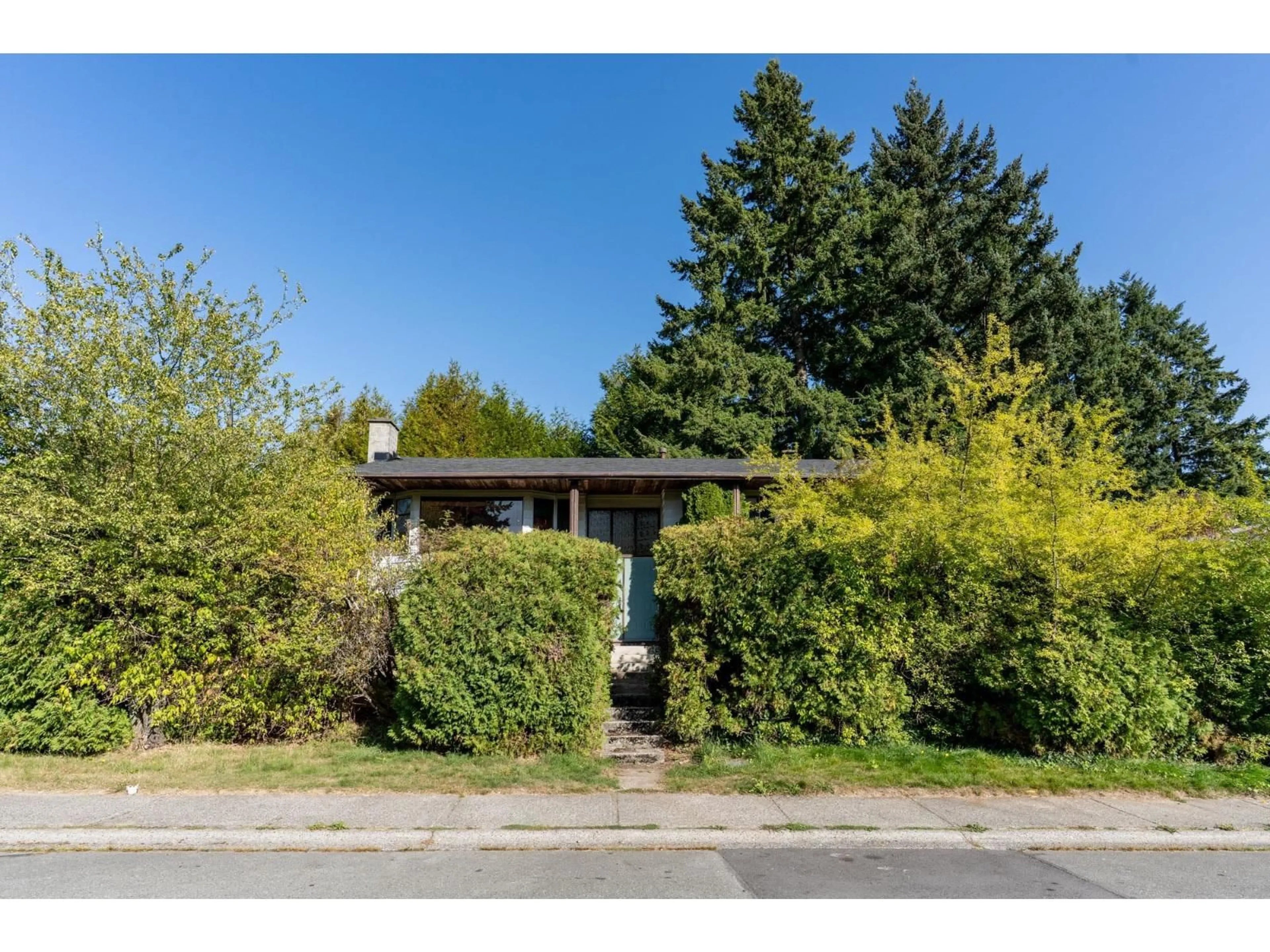 A pic from outside/outdoor area/front of a property/back of a property/a pic from drone, street for 7946 116 A STREET, Delta British Columbia V4C5Y4