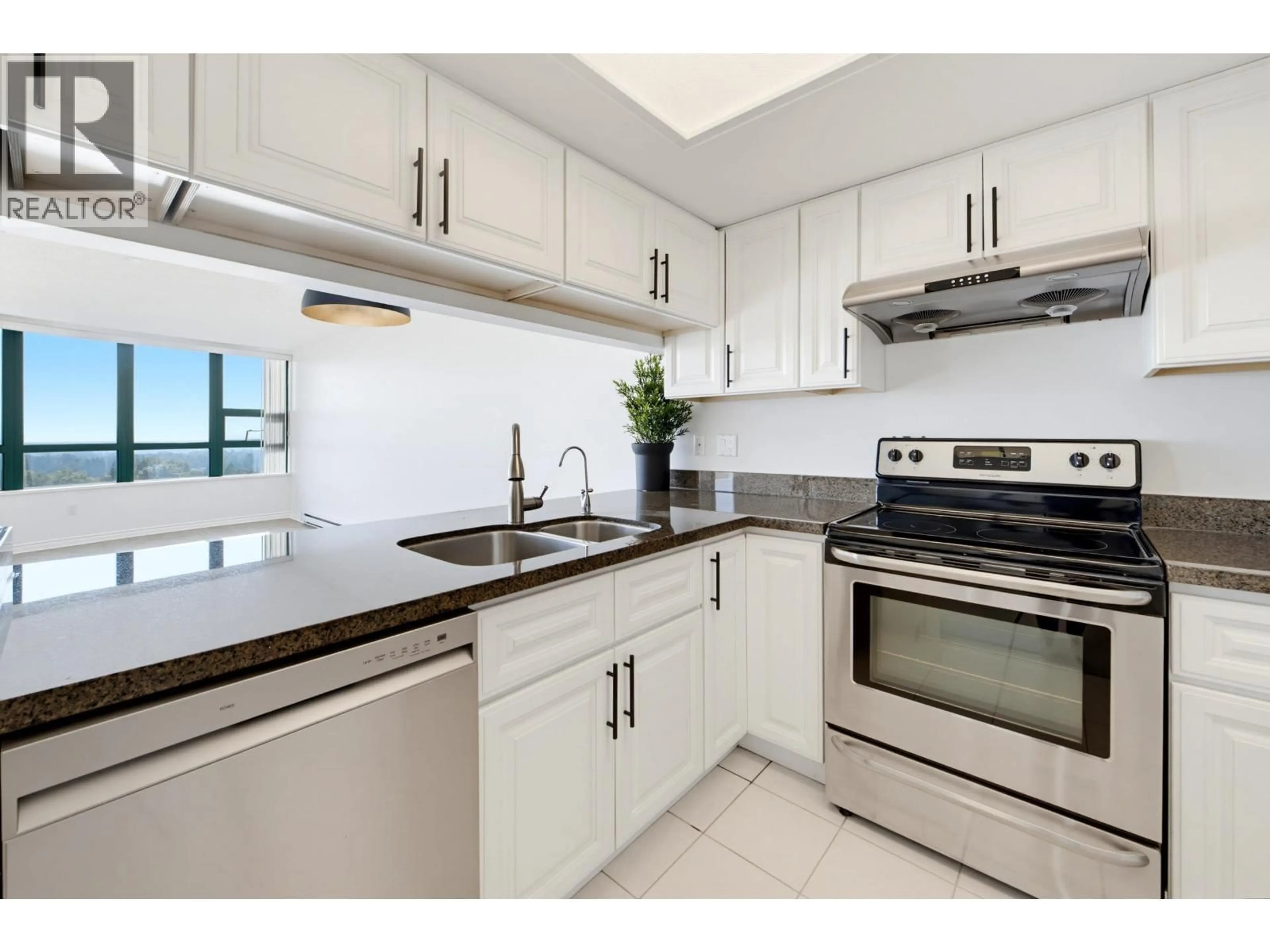 Standard kitchen, ceramic/tile floor for 1802 - 1190 PIPELINE ROAD, Coquitlam British Columbia V3B7T9
