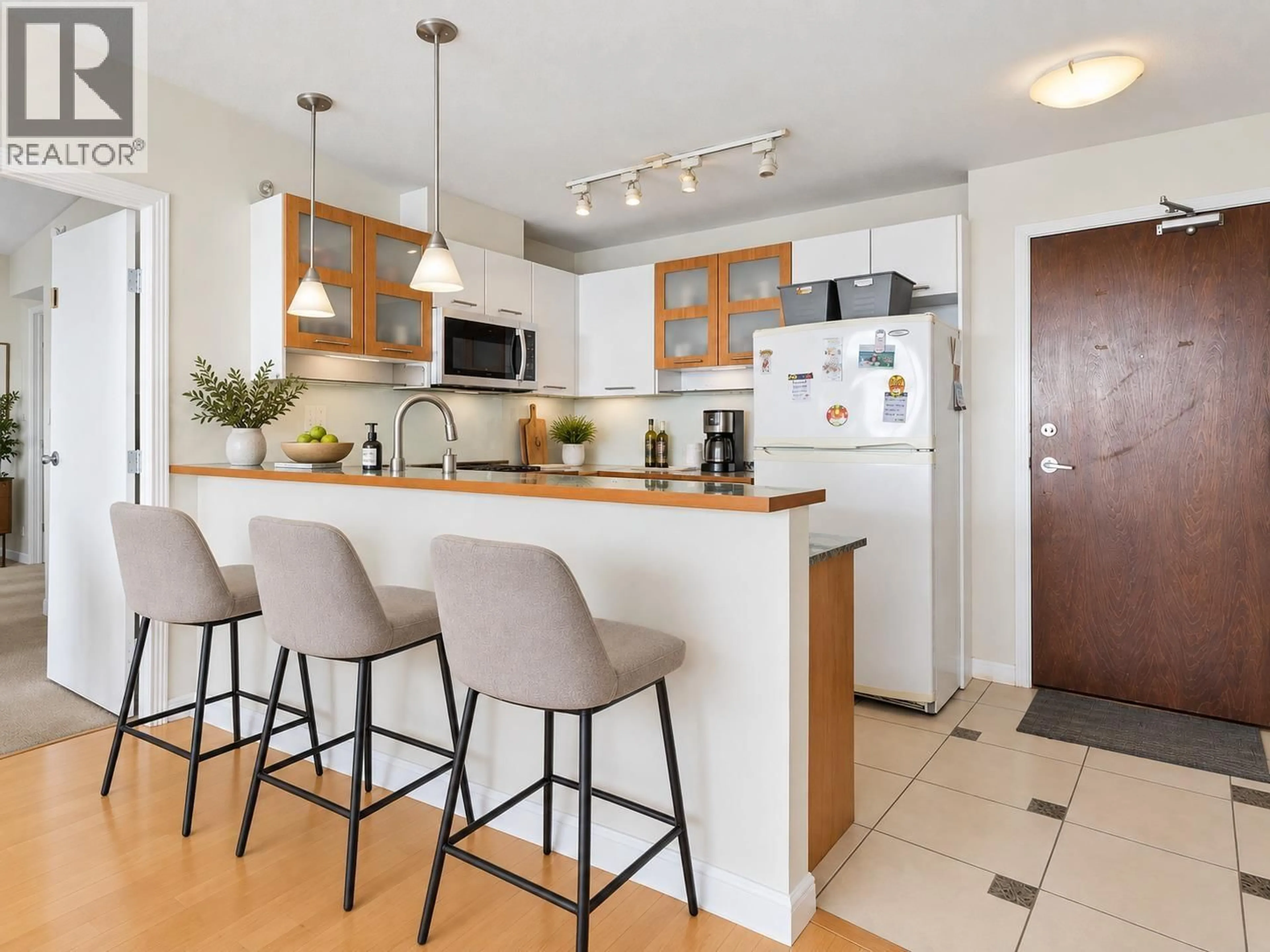 Open concept kitchen, unknown for 1703 - 7831 WESTMINSTER HIGHWAY, Richmond British Columbia V6X1A4