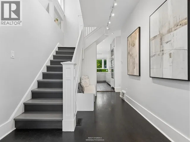 1204 14TH AVENUE, Vancouver 2