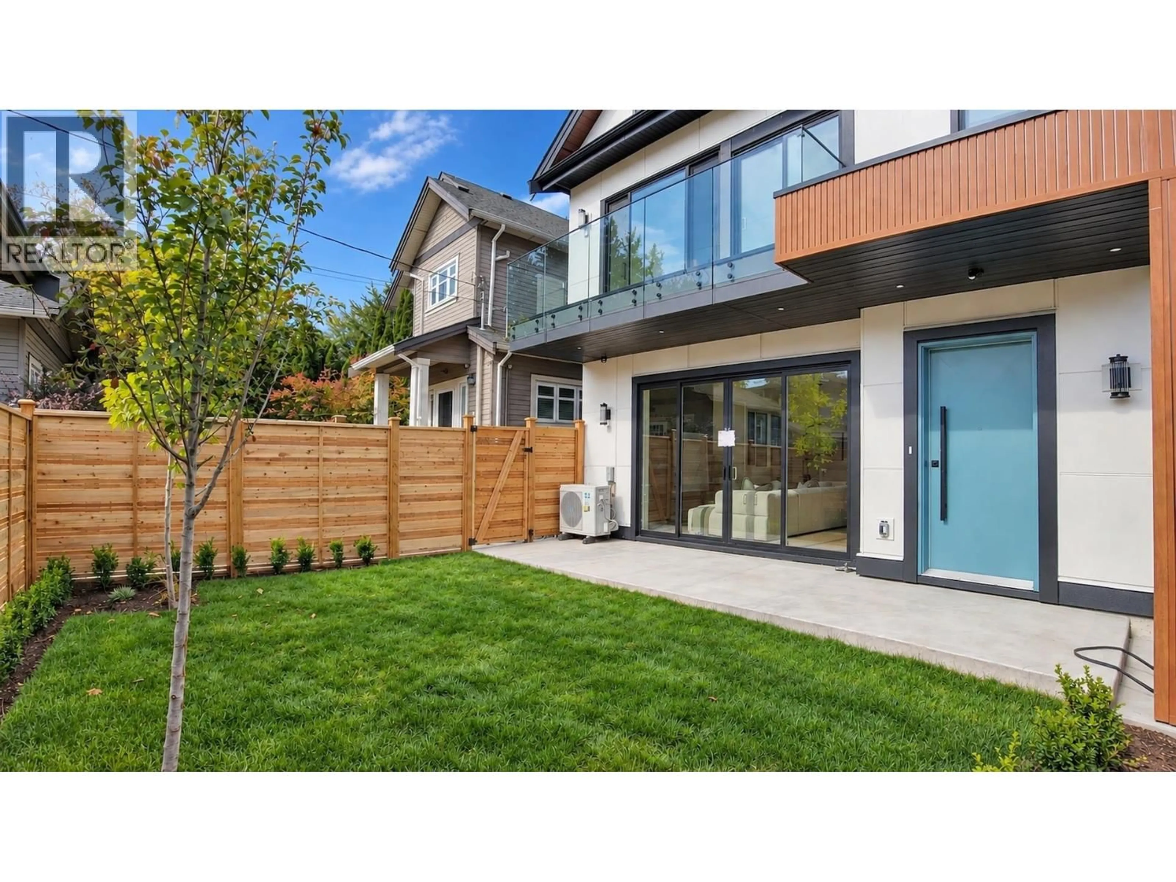 Home with brick exterior material, street for 2 - 746 12TH AVENUE, Vancouver British Columbia V5T2H9