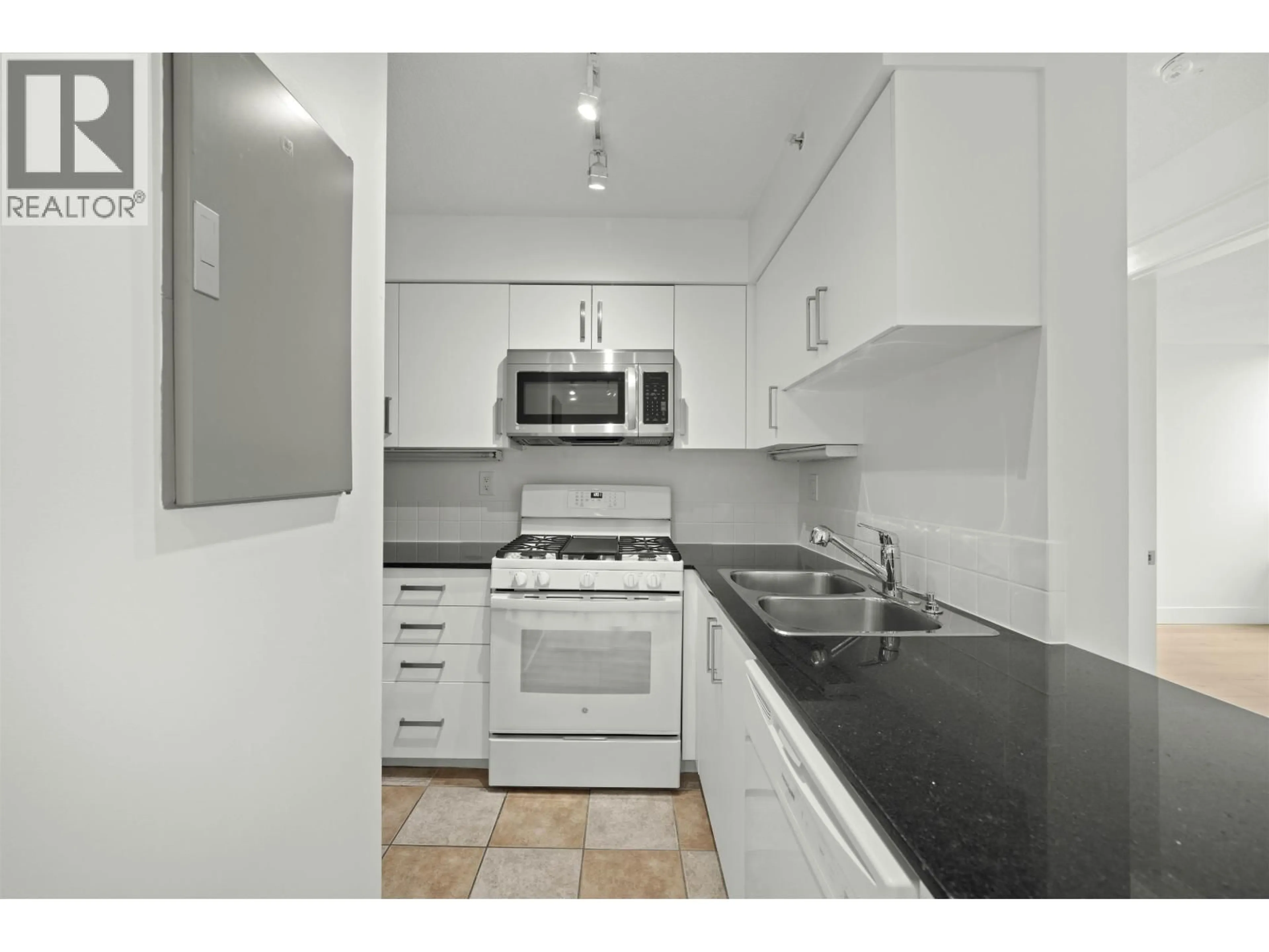 Standard kitchen, unknown for 2501 - 63 KEEFER PLACE, Vancouver British Columbia V6B6N6