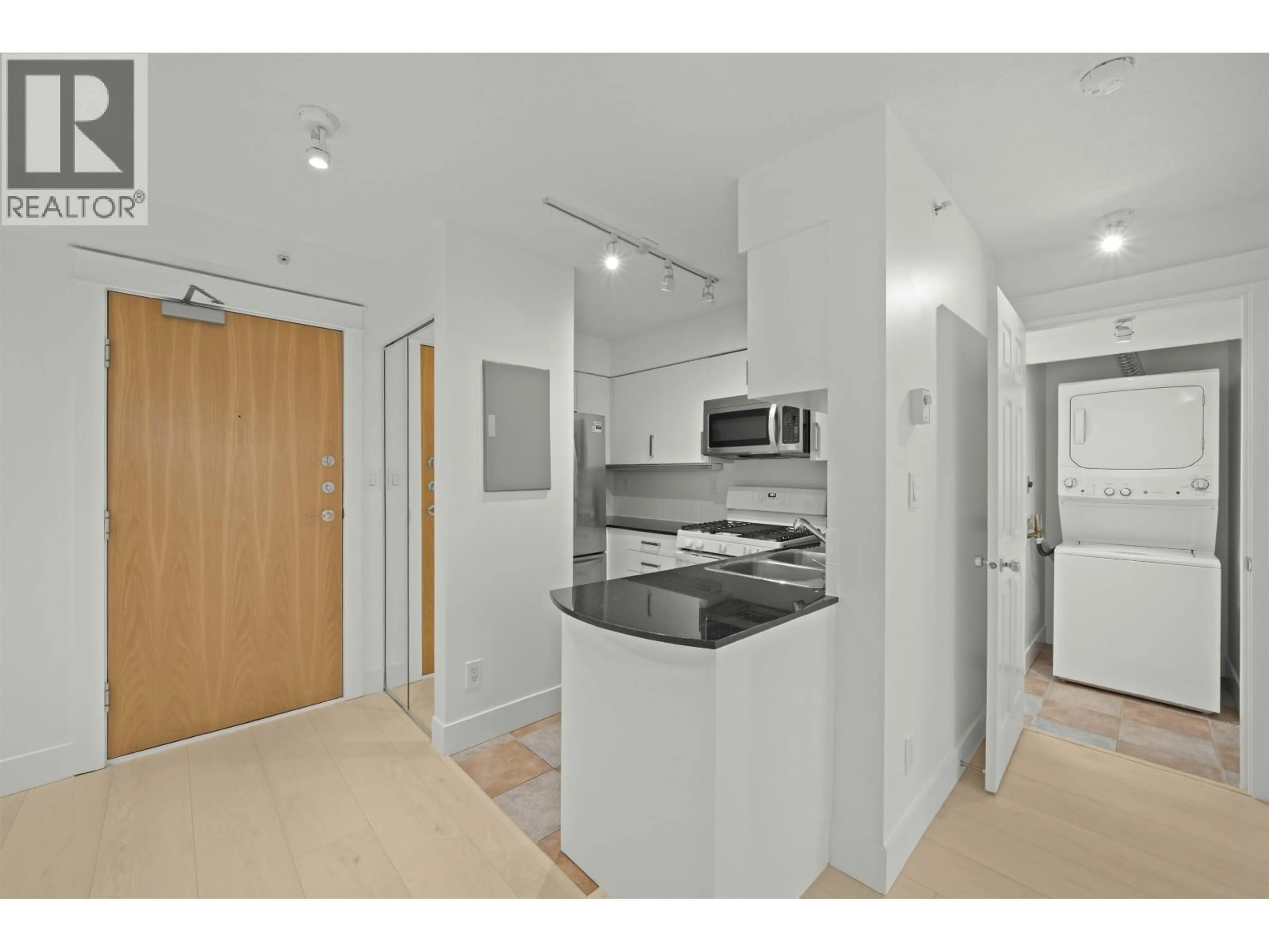 Standard kitchen, unknown for 2501 - 63 KEEFER PLACE, Vancouver British Columbia V6B6N6