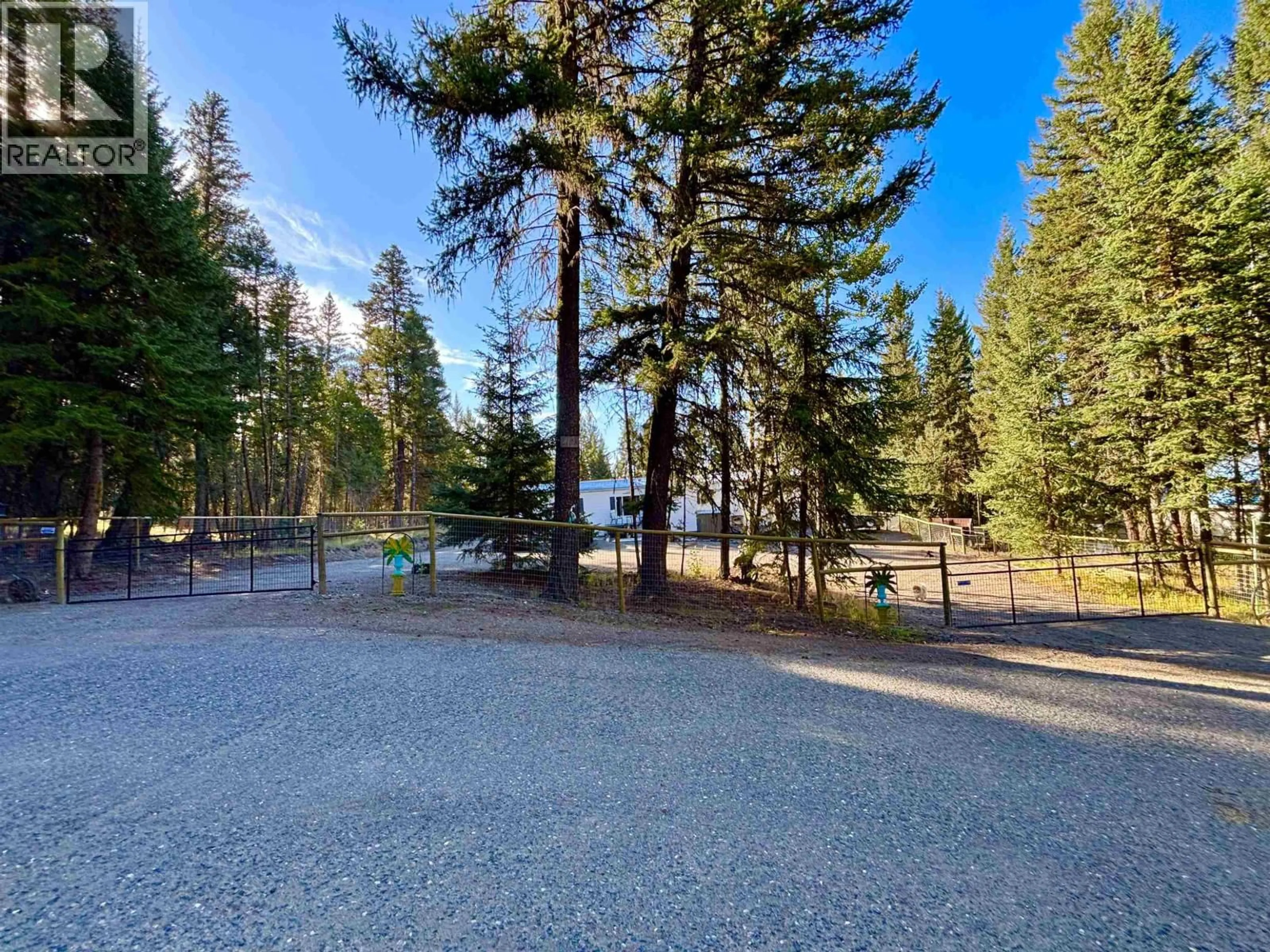 Patio, unknown for 6136 RANCHETTE ROAD, 100 Mile House British Columbia V0K2E3