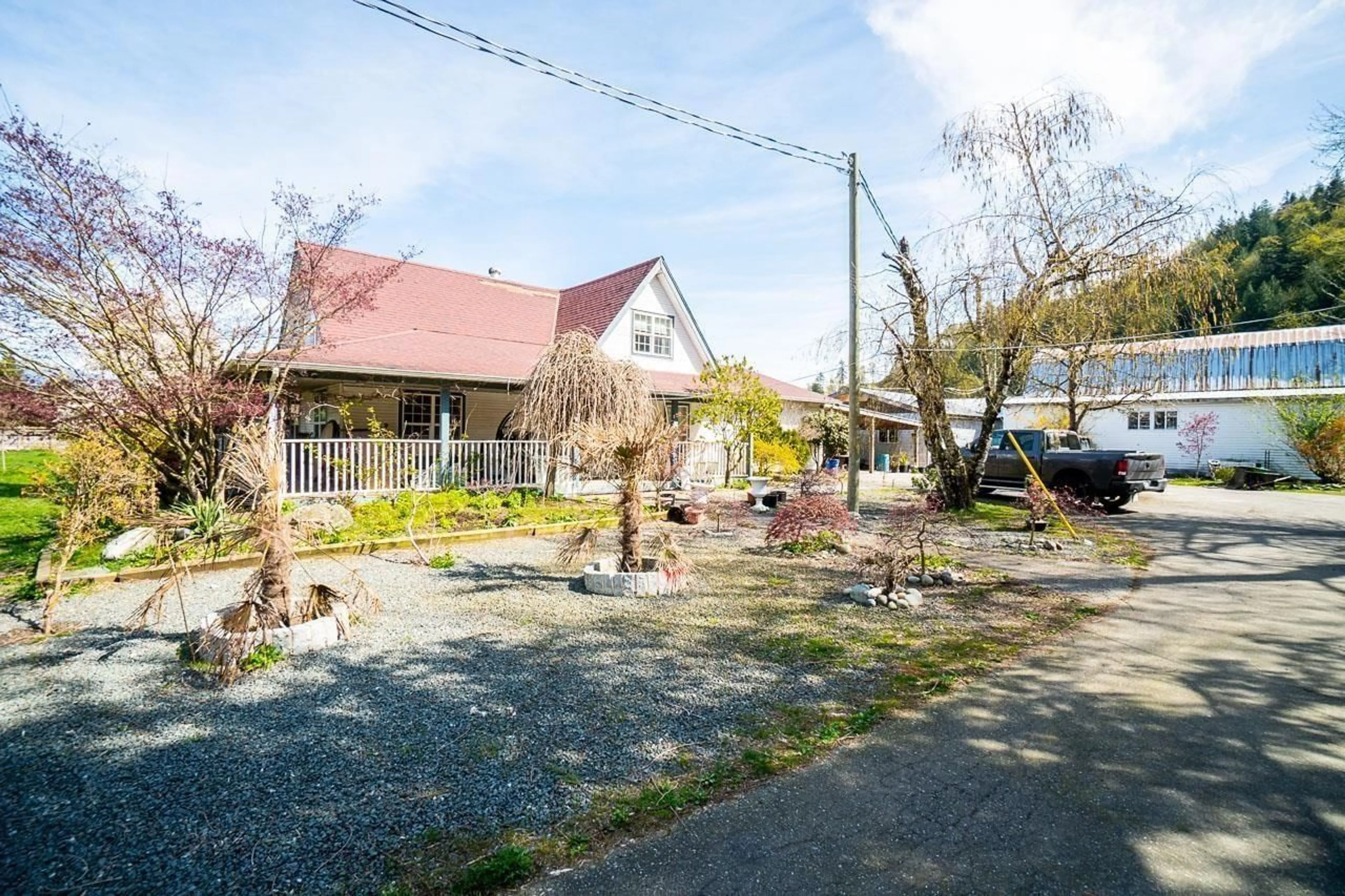 Patio, street for 4214 WILSON ROAD, Yarrow British Columbia V2R5H4