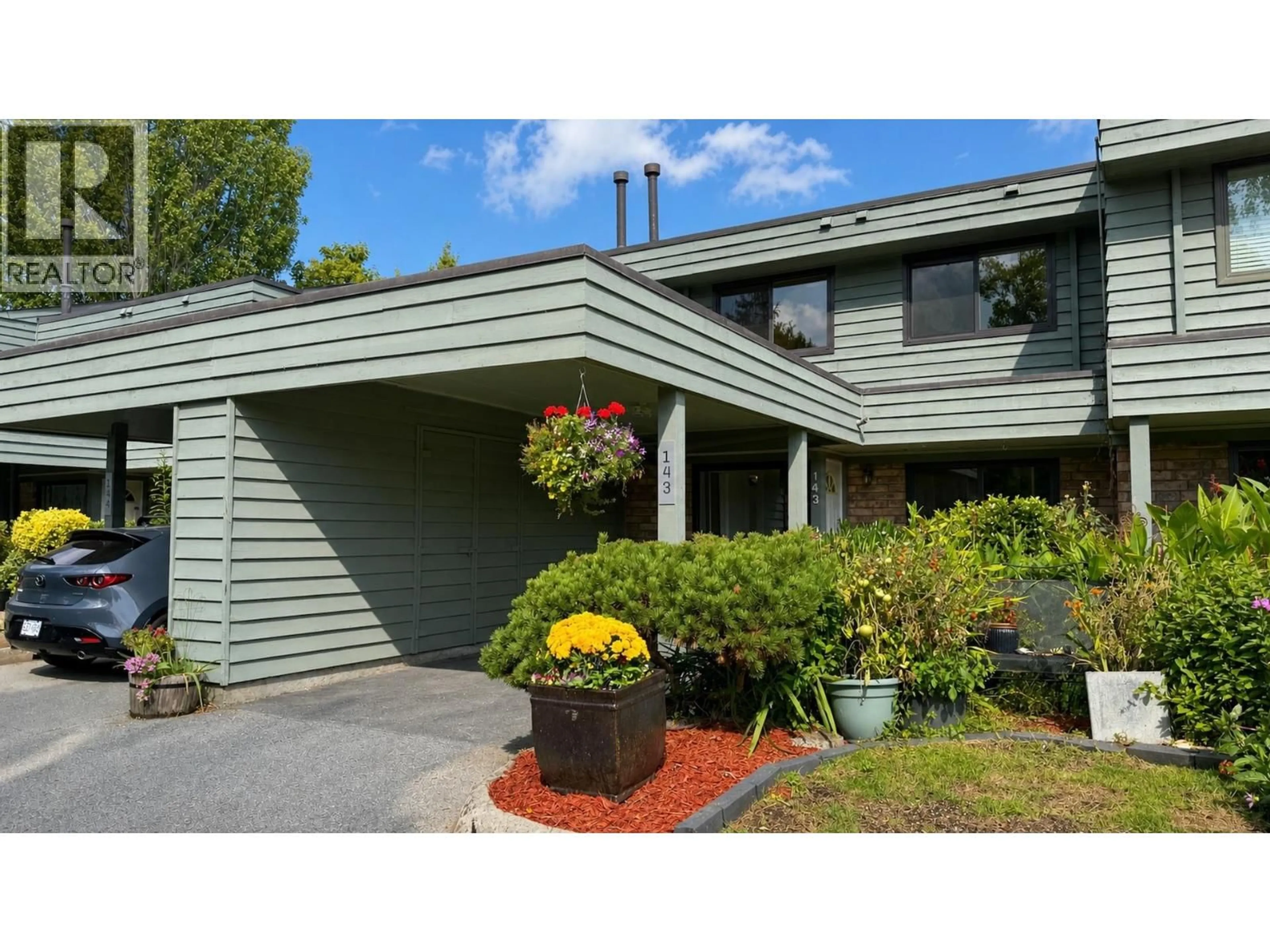 Home with vinyl exterior material, street for 143 - 3031 WILLIAMS ROAD, Richmond British Columbia V7E4G1