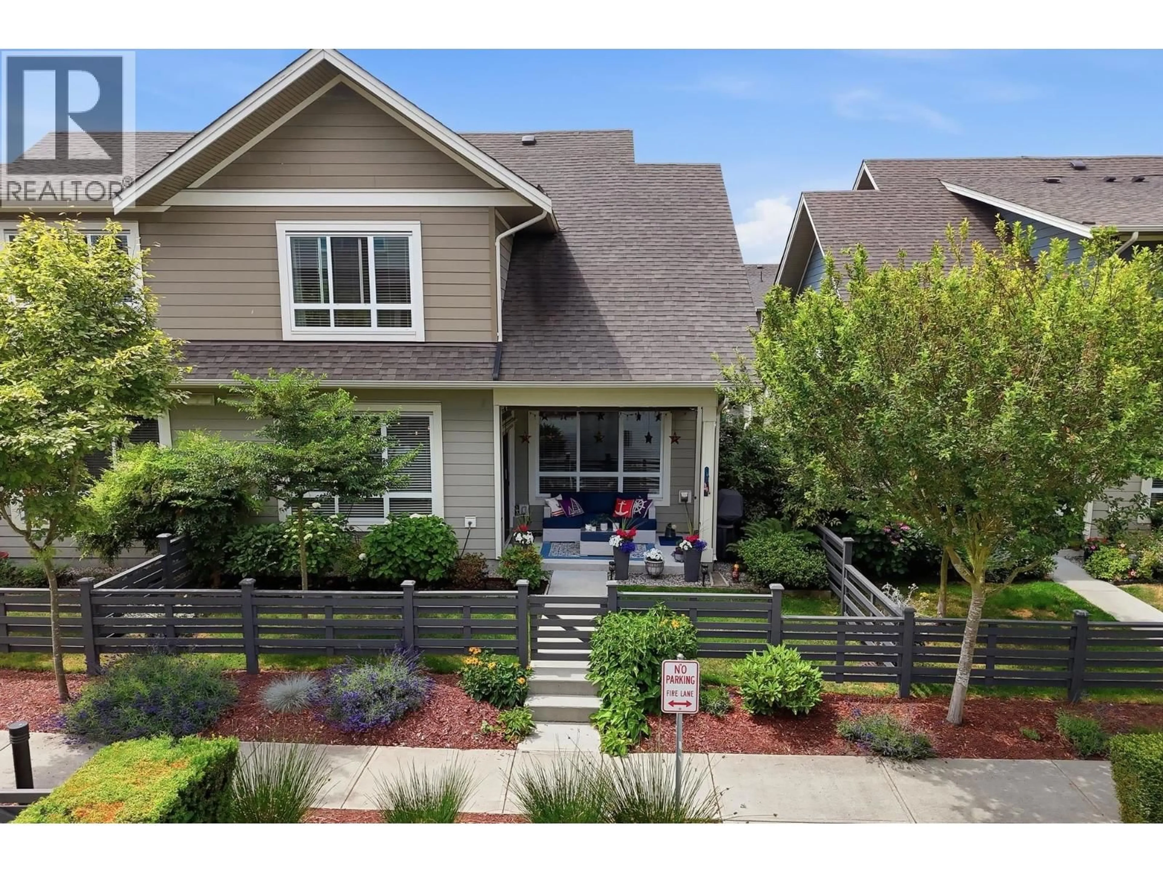 Home with vinyl exterior material, street for 204 - 1816 OSPREY DRIVE, Delta British Columbia V4M0B8