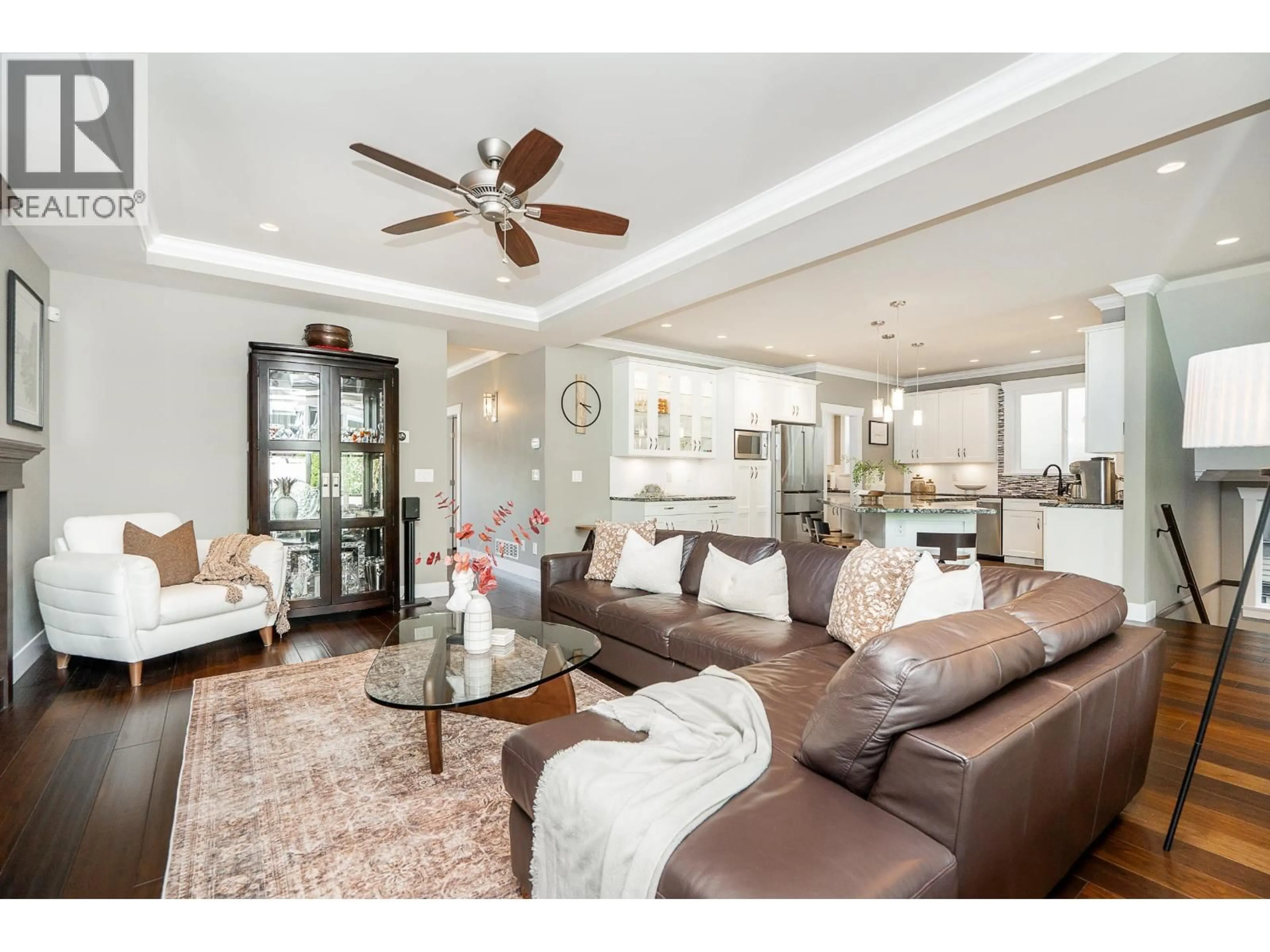 Living room with furniture, unknown for 3353 MASON AVENUE, Coquitlam British Columbia V3B7M9
