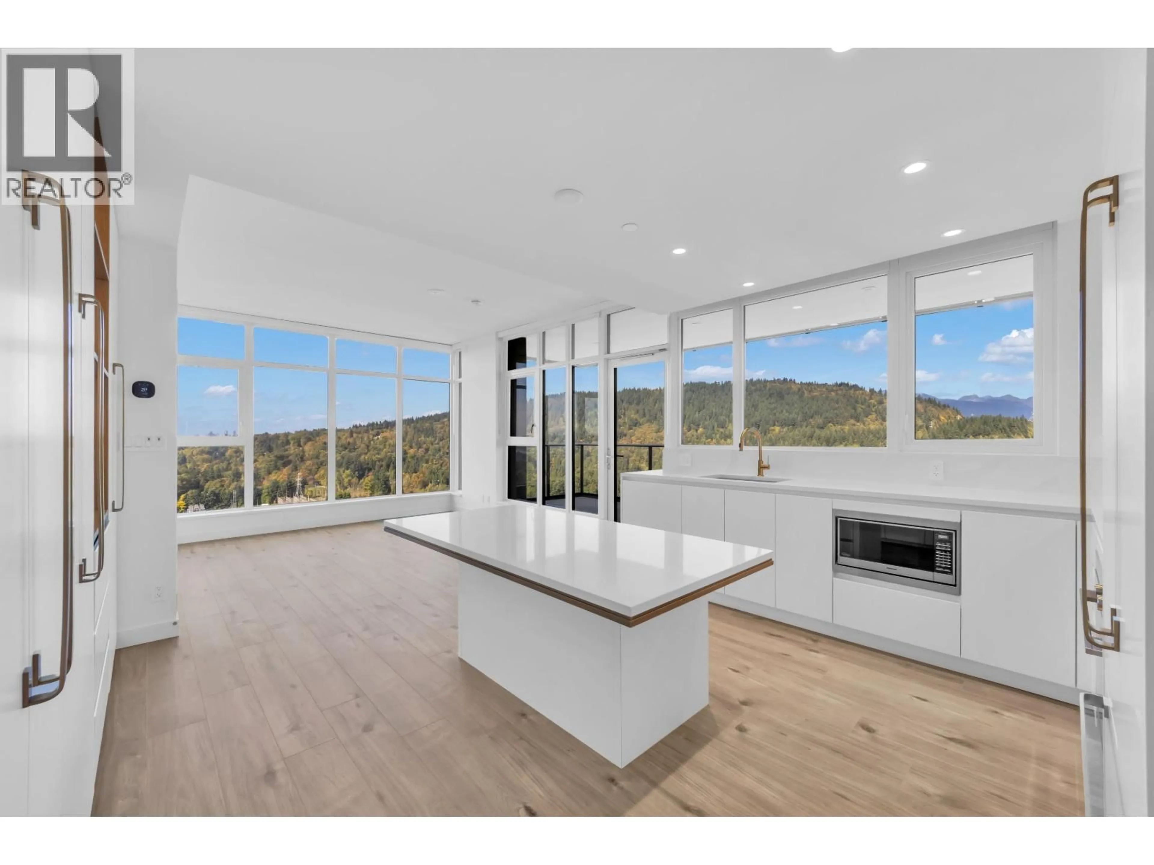 Open concept kitchen, unknown for 1608 - 720 FARROW STREET, Coquitlam British Columbia V3J0P3