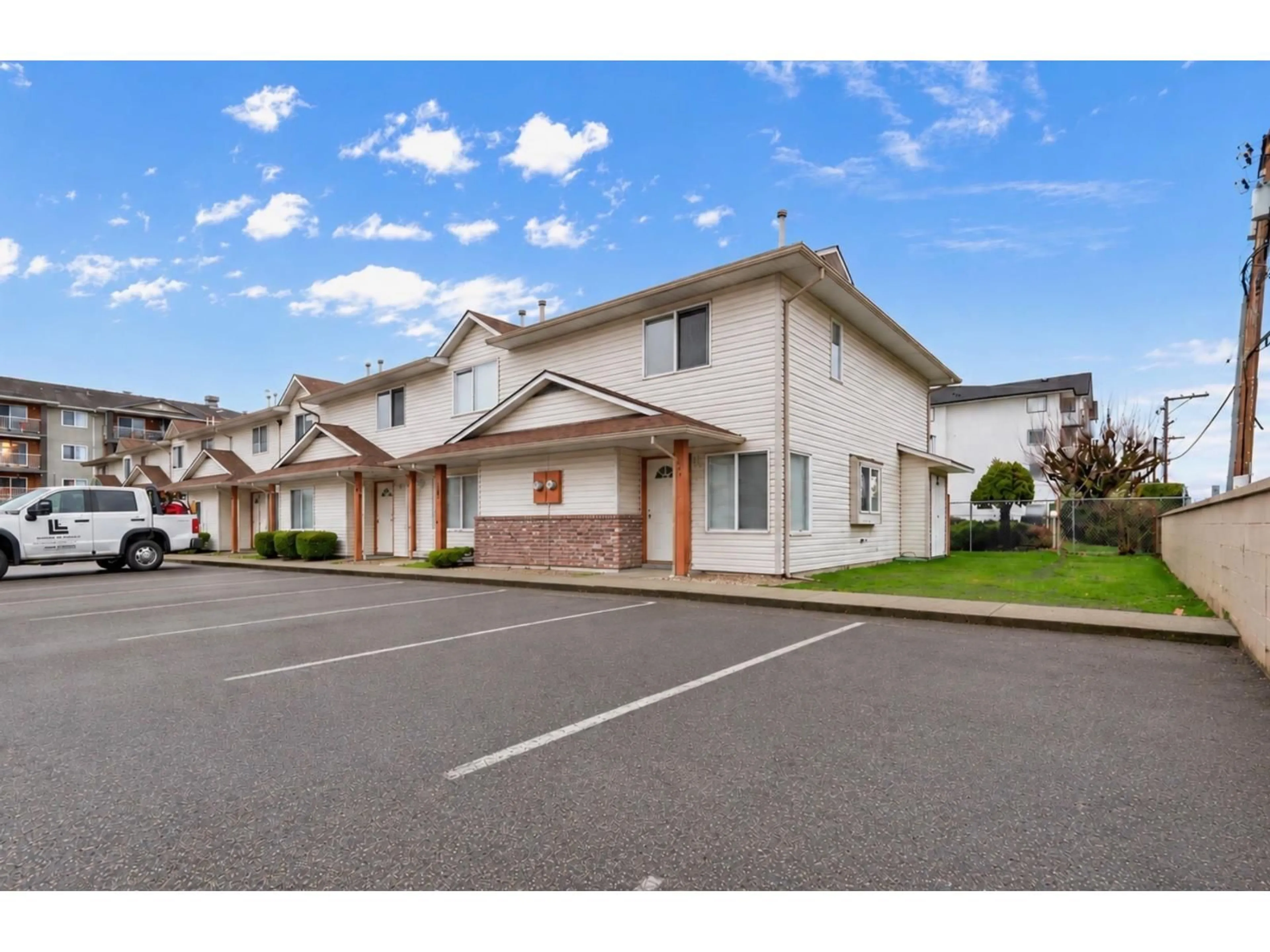 Unknown for 1 - 9206 CORBOULD STREET, Chilliwack British Columbia V2P4A5