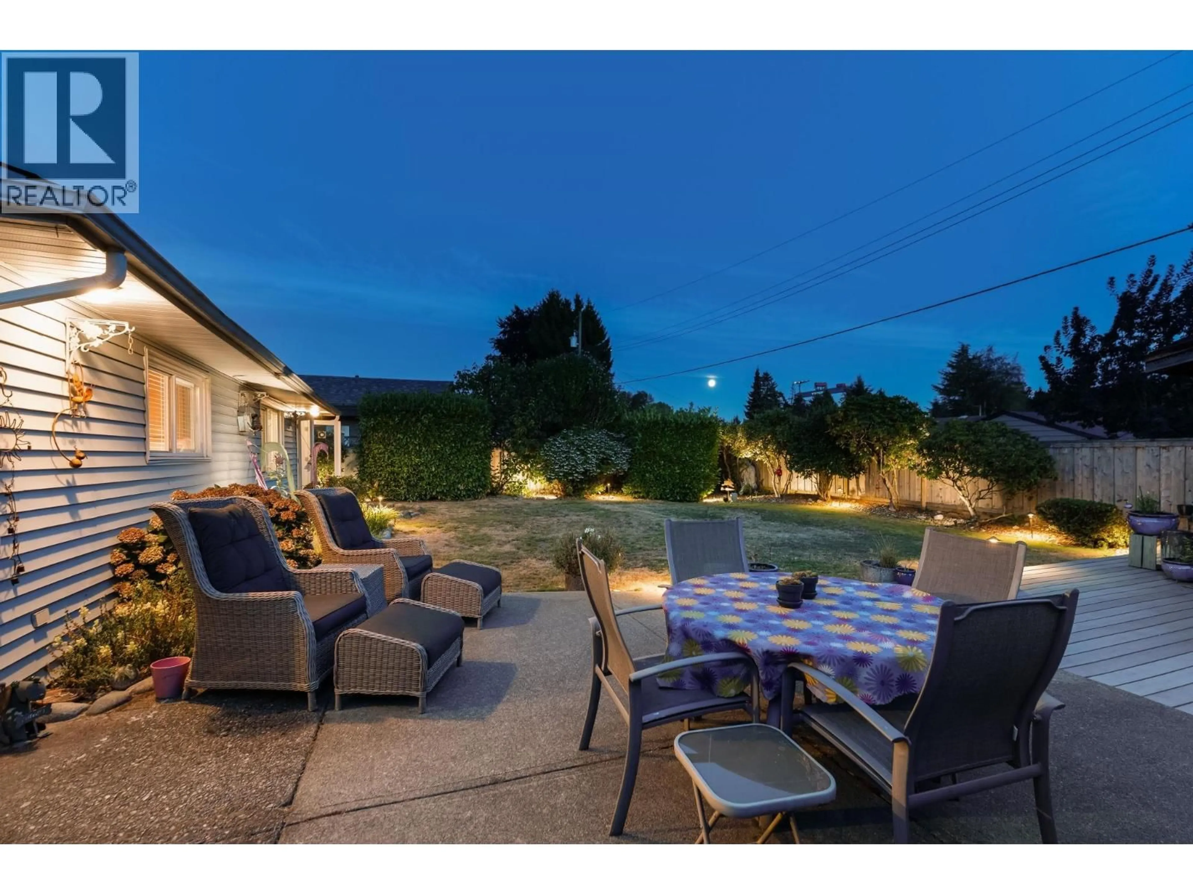 Patio, street for 1283 PINEWOOD CRESCENT, North Vancouver British Columbia V7P1G1