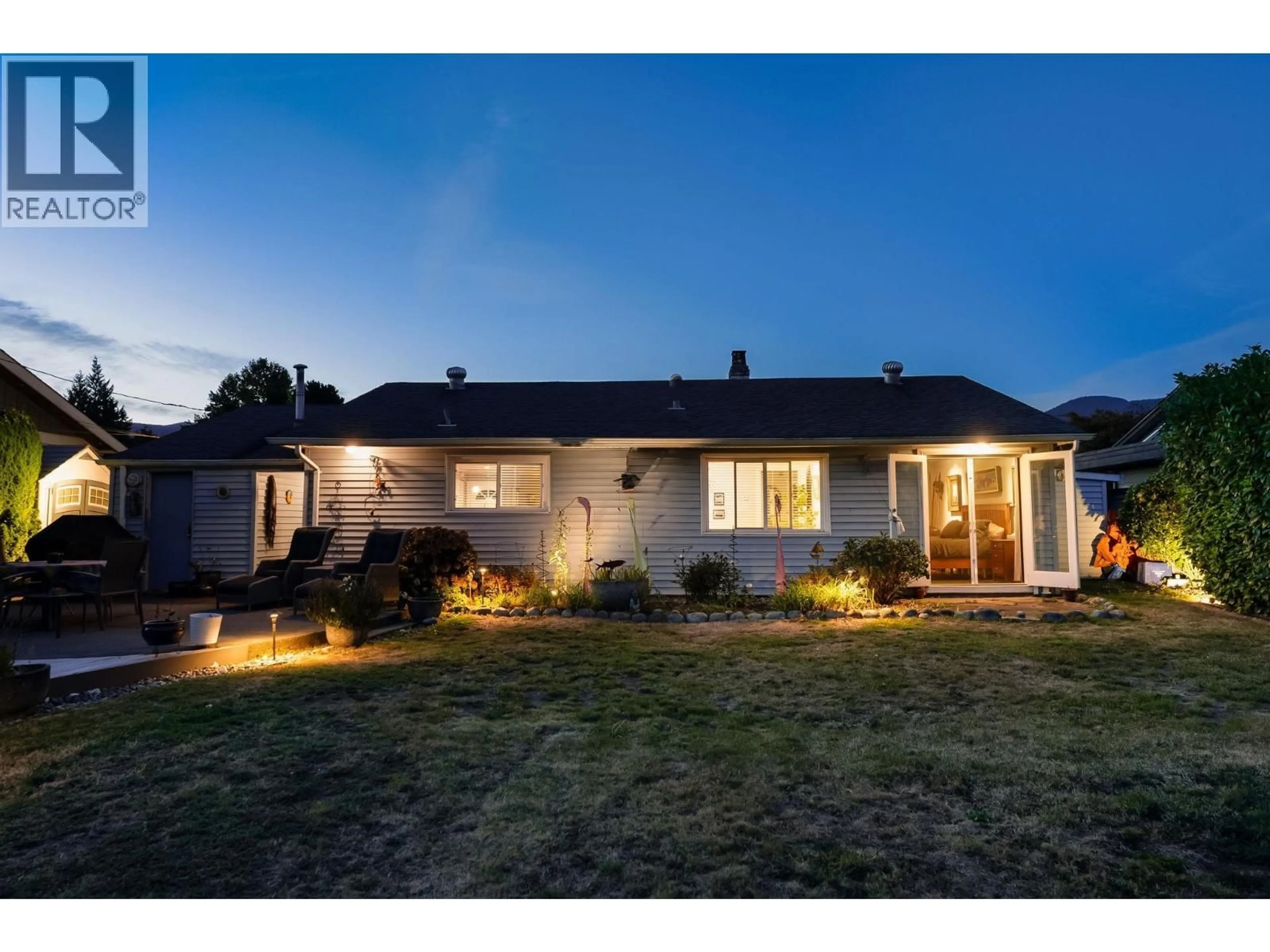 A pic from outside/outdoor area/front of a property/back of a property/a pic from drone, street for 1283 PINEWOOD CRESCENT, North Vancouver British Columbia V7P1G1