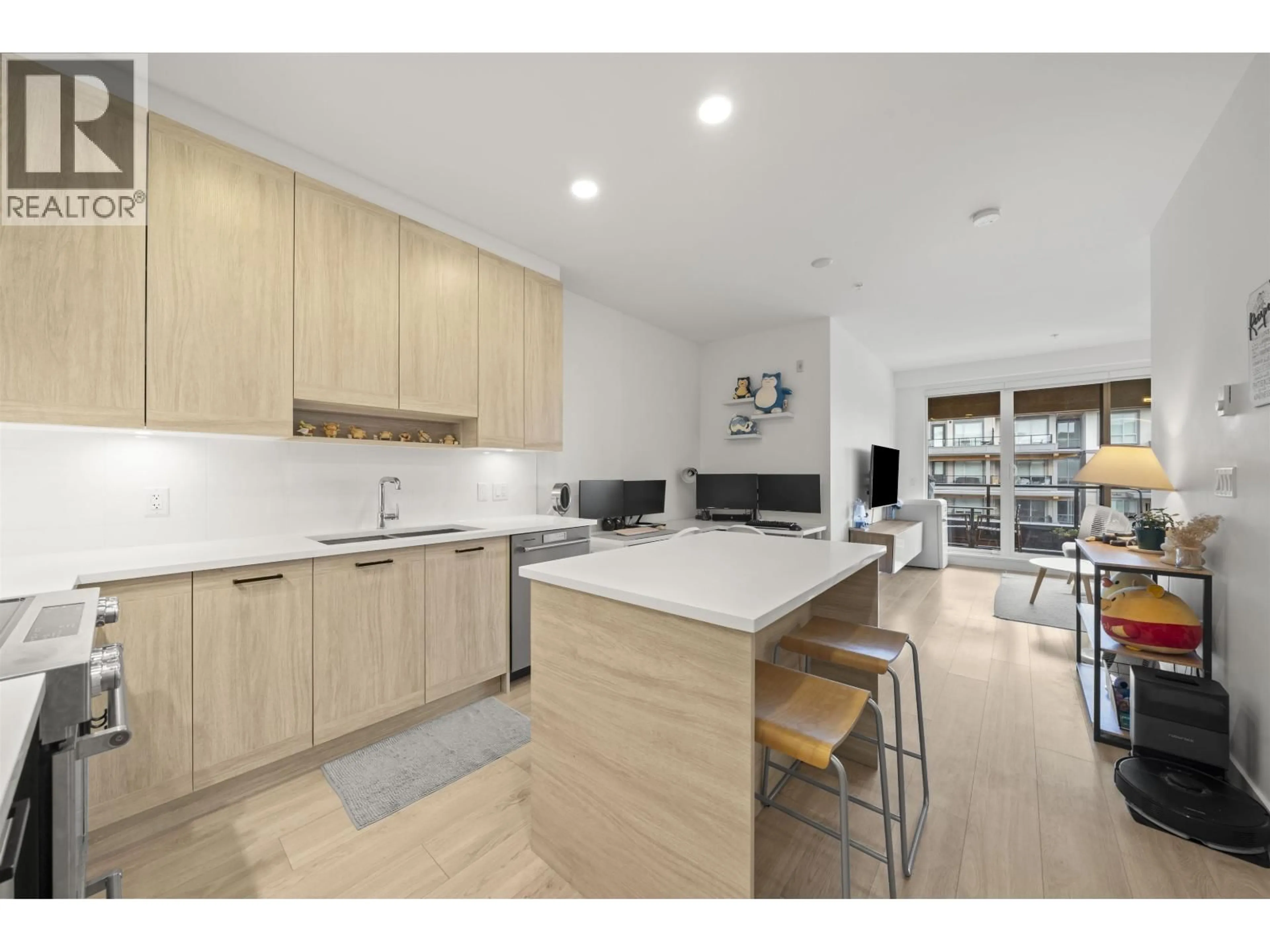Open concept kitchen, unknown for 507 - 7579 16TH STREET, Burnaby British Columbia V3N0H7