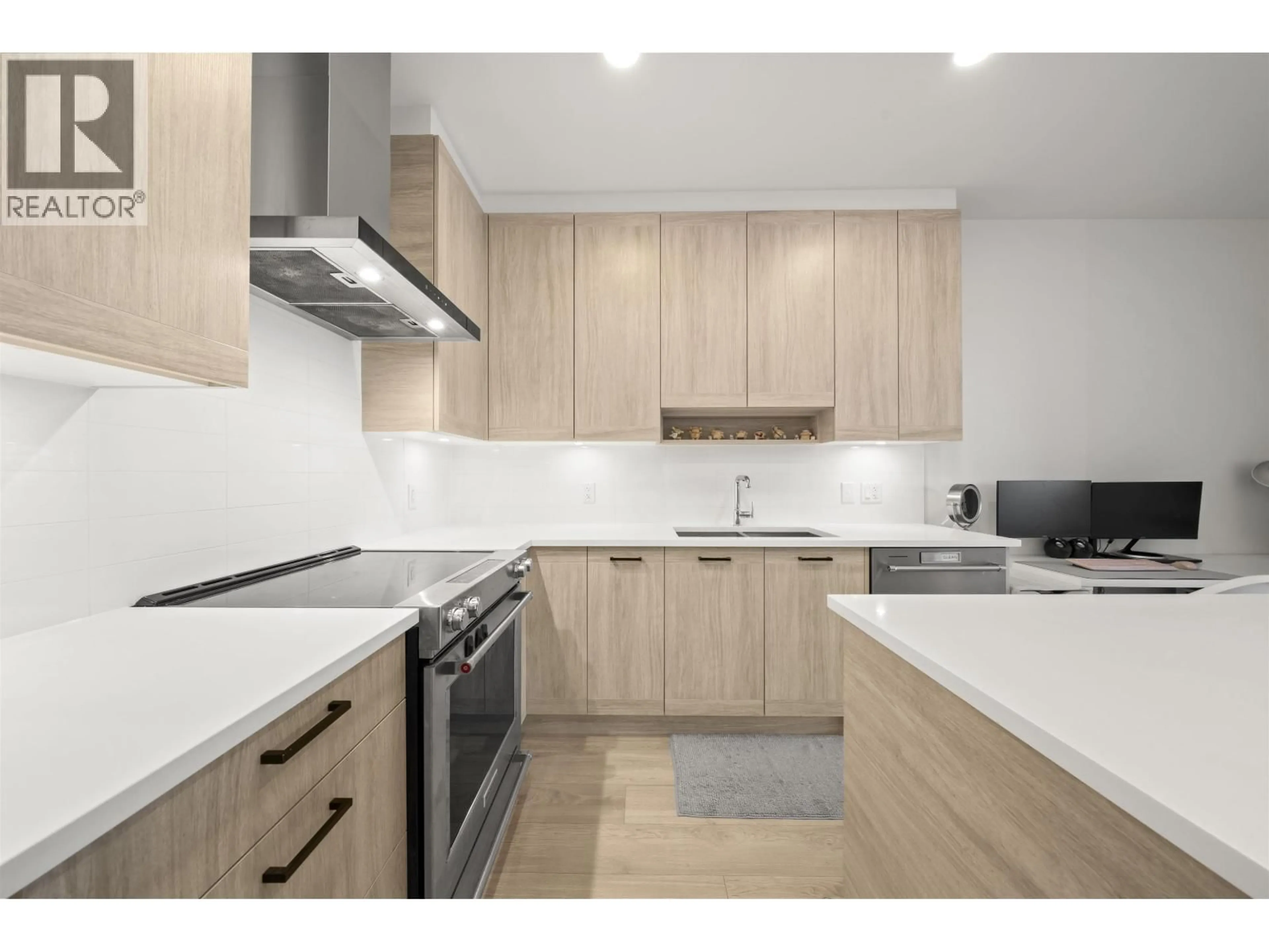 Standard kitchen, wood/laminate floor for 507 - 7579 16TH STREET, Burnaby British Columbia V3N0H7