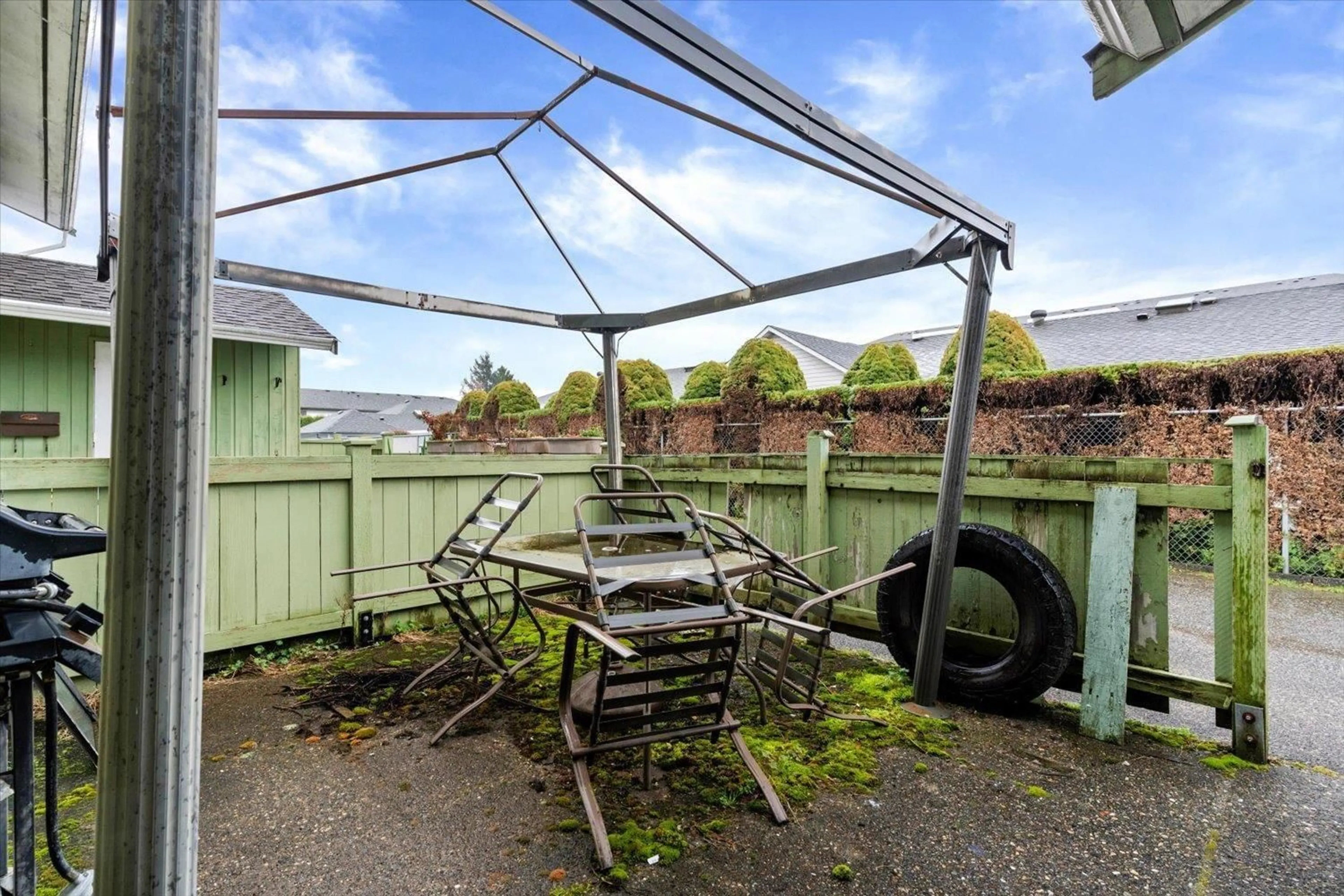 Shed for 2 - 9342 HAZEL STREET, Chilliwack British Columbia V2P5N2