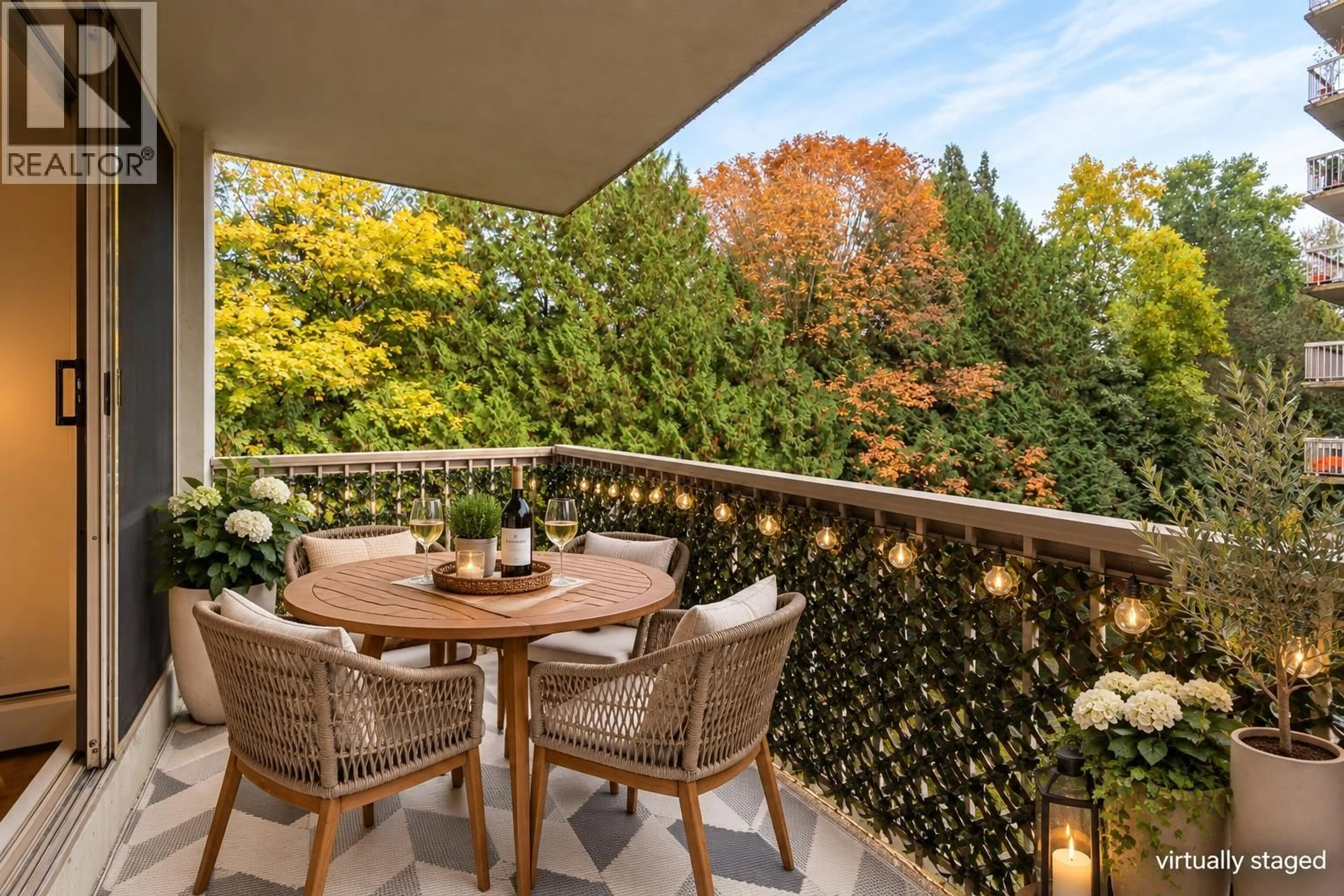 Patio, unknown for 604 - 2016 FULLERTON AVENUE, North Vancouver British Columbia V7P3E6