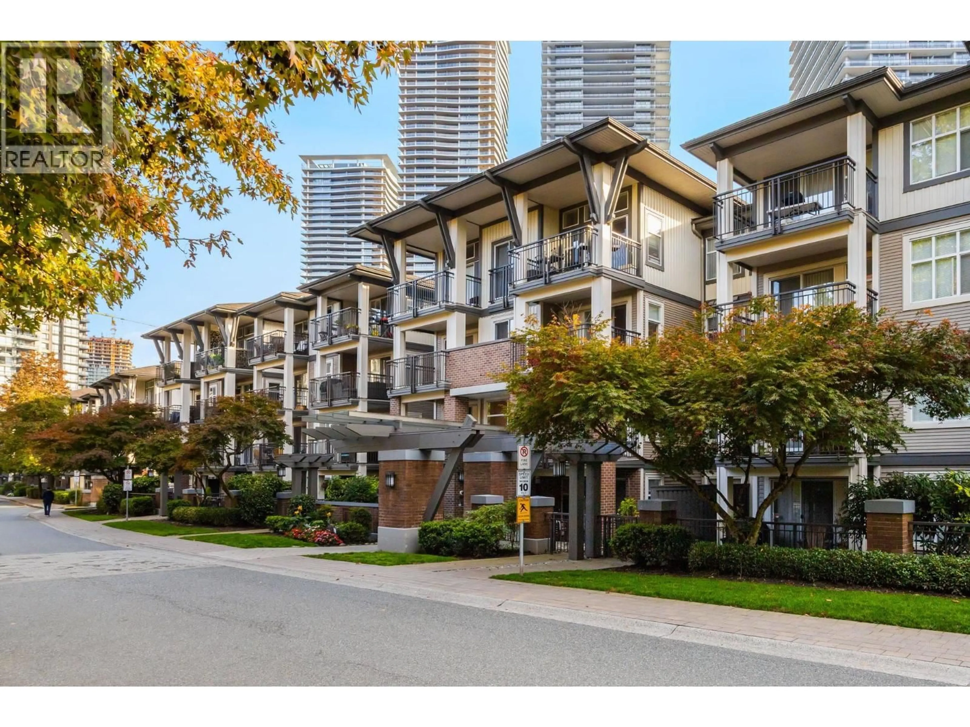 Patio, street for 210 - 4768 BRENTWOOD DRIVE, Burnaby British Columbia V5C0C7