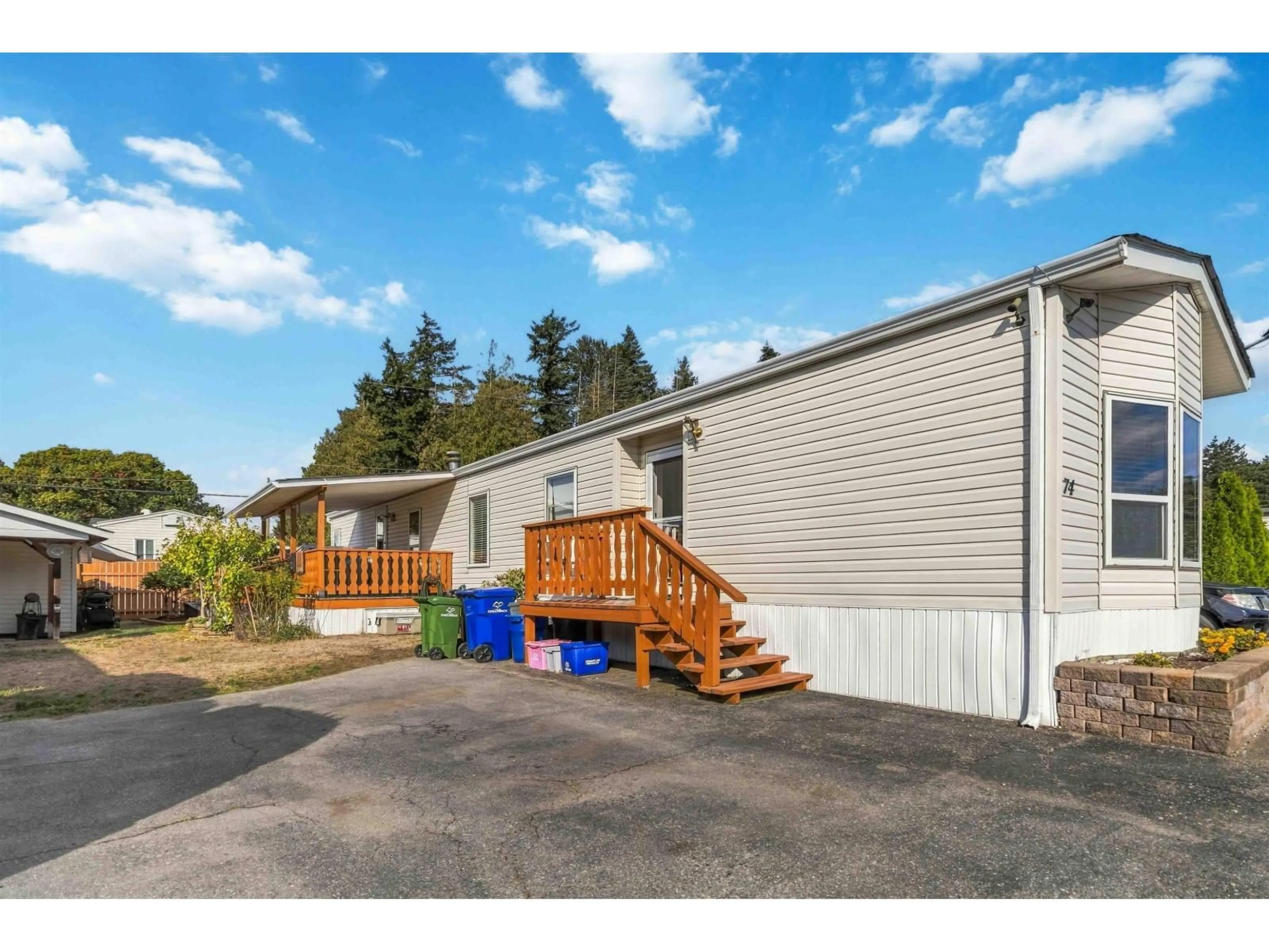 A pic from outside/outdoor area/front of a property/back of a property/a pic from drone, unknown for 74 - 5742 UNSWORTH ROAD, Chilliwack British Columbia V2R3A2