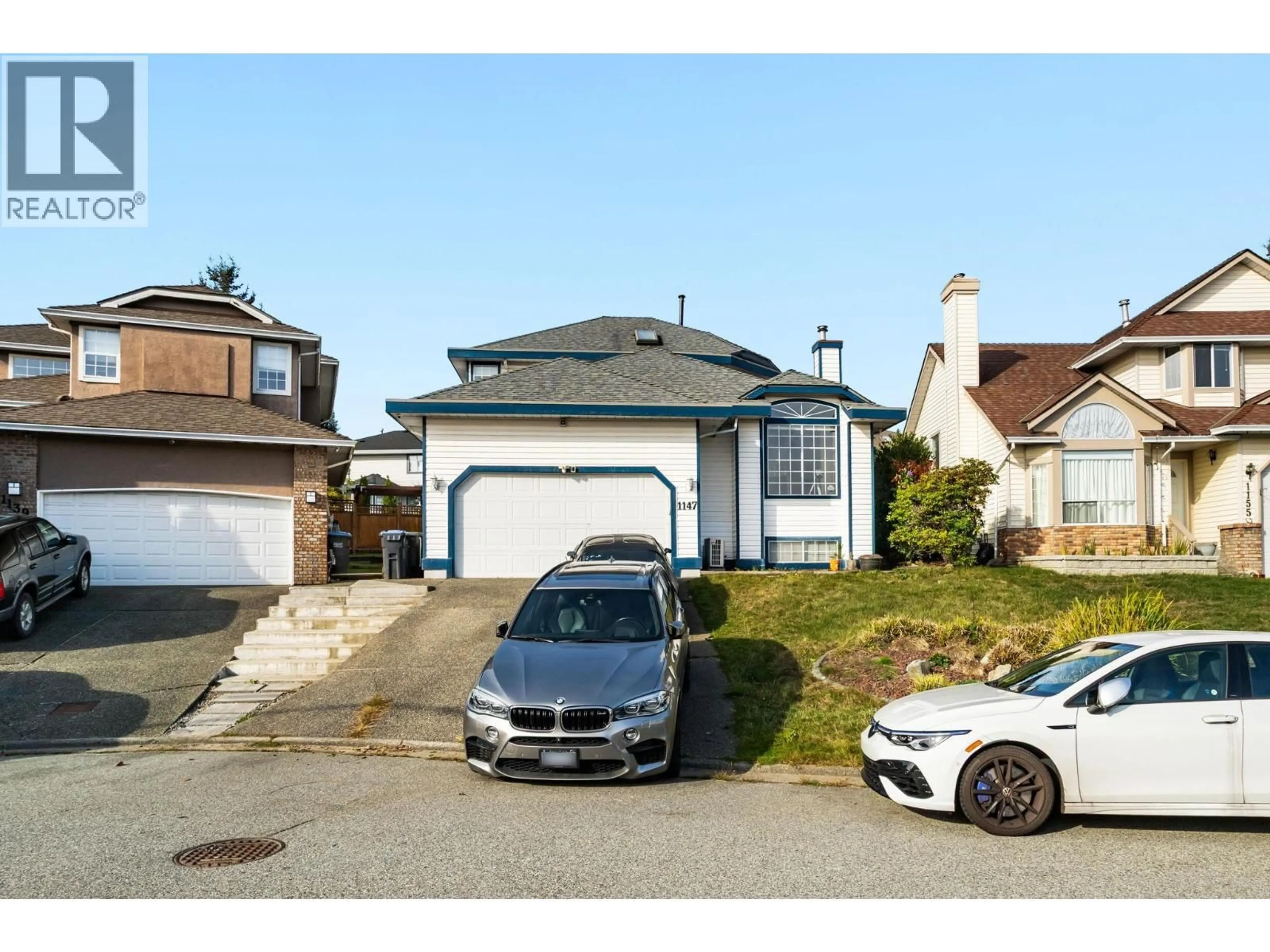 A pic from outside/outdoor area/front of a property/back of a property/a pic from drone, street for 1147 EARLS COURT, Port Coquitlam British Columbia V3C5N7