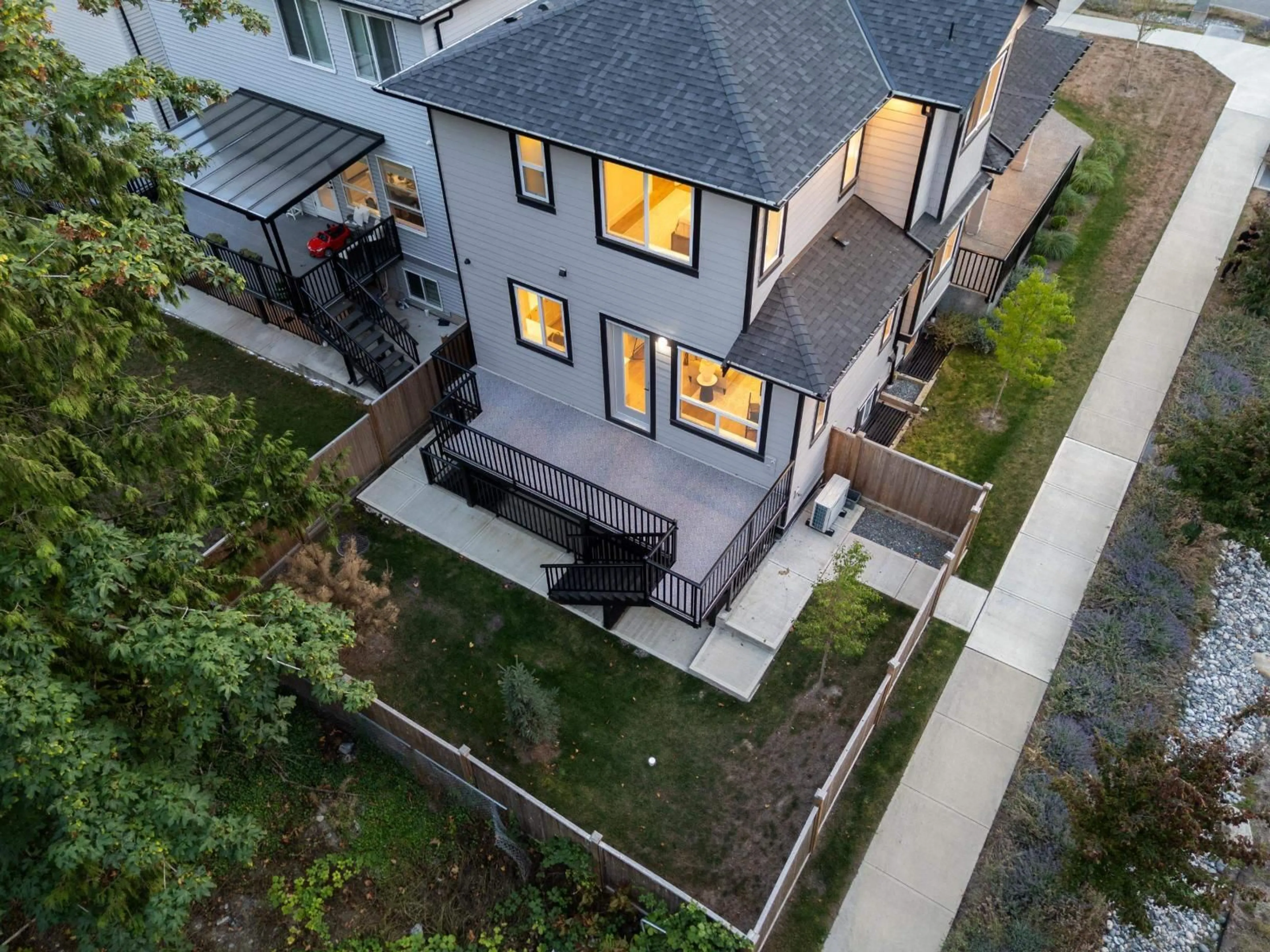A pic from outside/outdoor area/front of a property/back of a property/a pic from drone, city buildings view from balcony for 7028 205 STREET, Langley British Columbia V2Y1S9