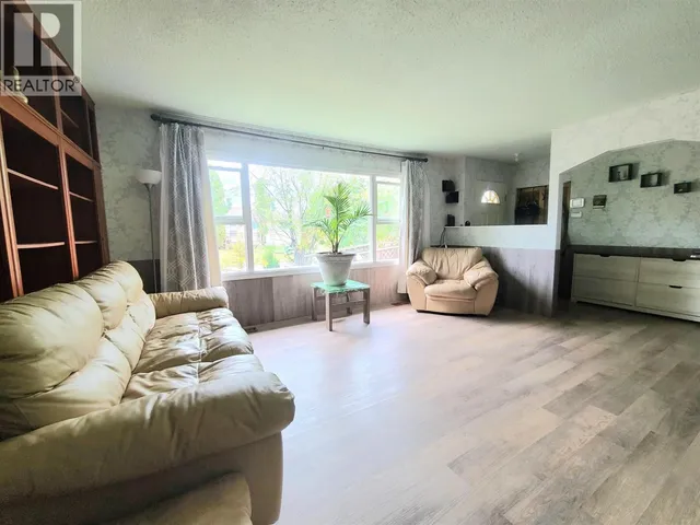 1385 MILBURN AVENUE, Prince George 5