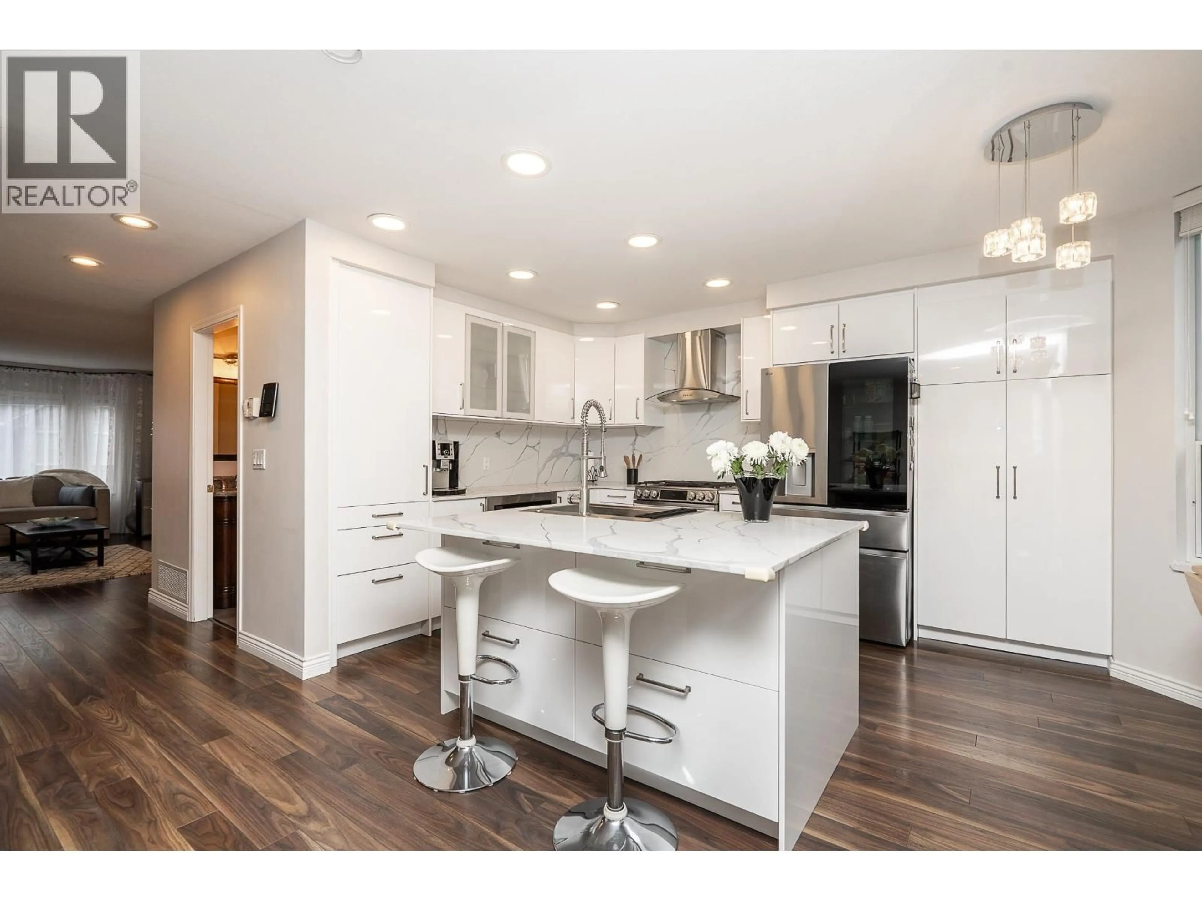 Open concept kitchen, wood/laminate floor for 43 - 2990 PANORAMA DRIVE, Coquitlam British Columbia V3E2W5