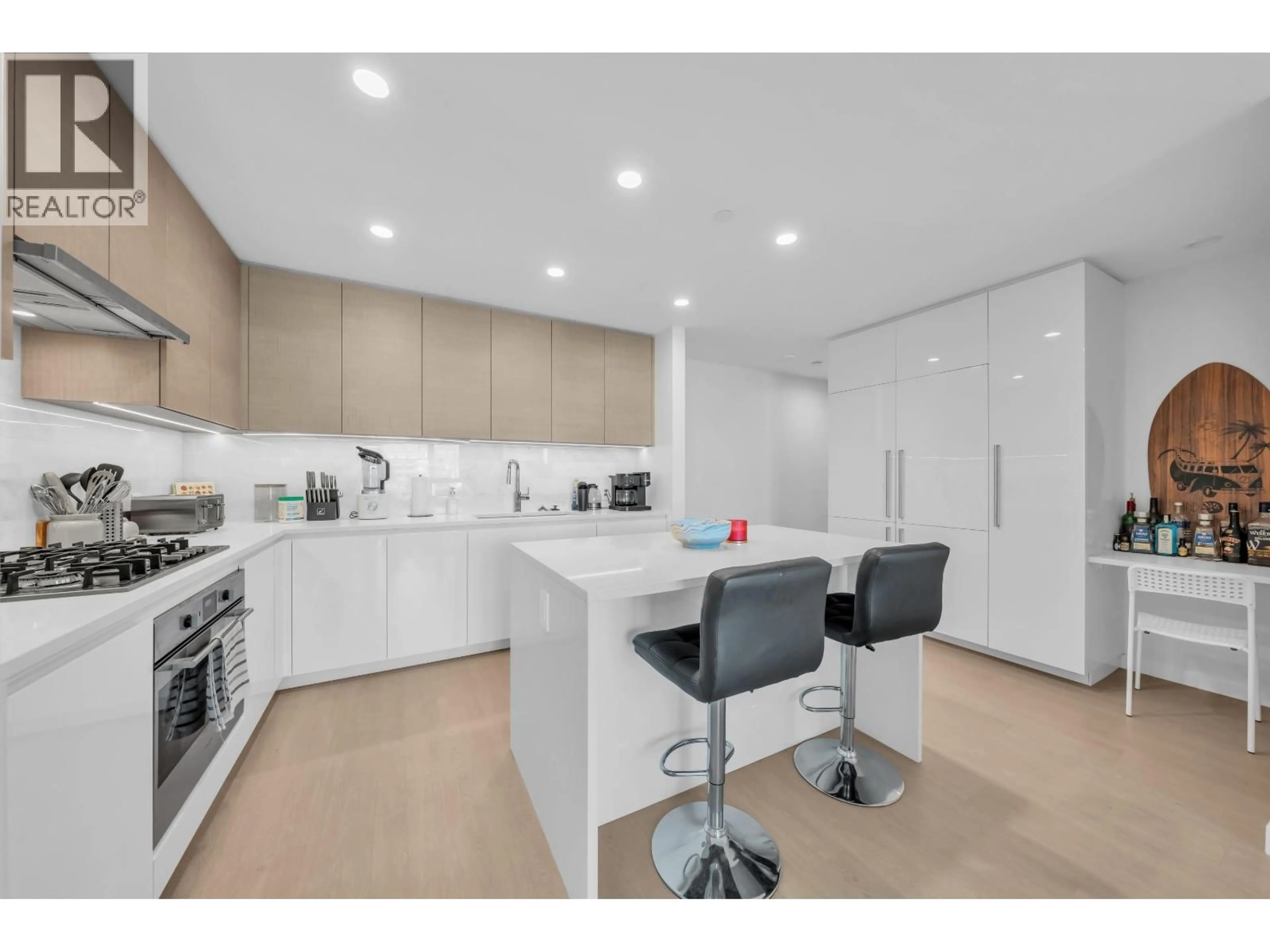 Open concept kitchen, unknown for 2506 - 4168 LOUGHEED HIGHWAY, Burnaby British Columbia V5C0N9