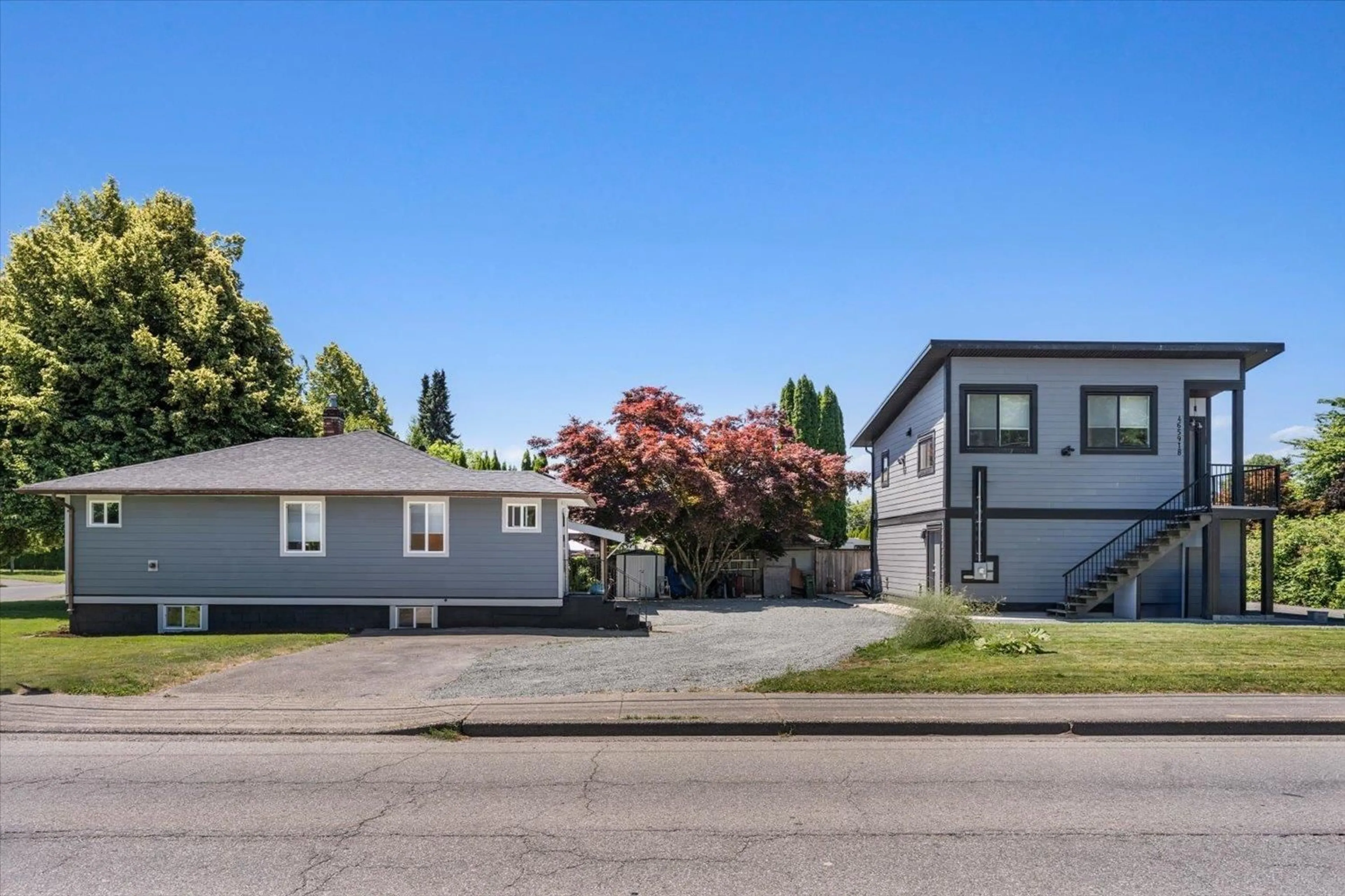 A pic from outside/outdoor area/front of a property/back of a property/a pic from drone, street for 46591 PORTAGE AVENUE, Chilliwack British Columbia V2P3G3