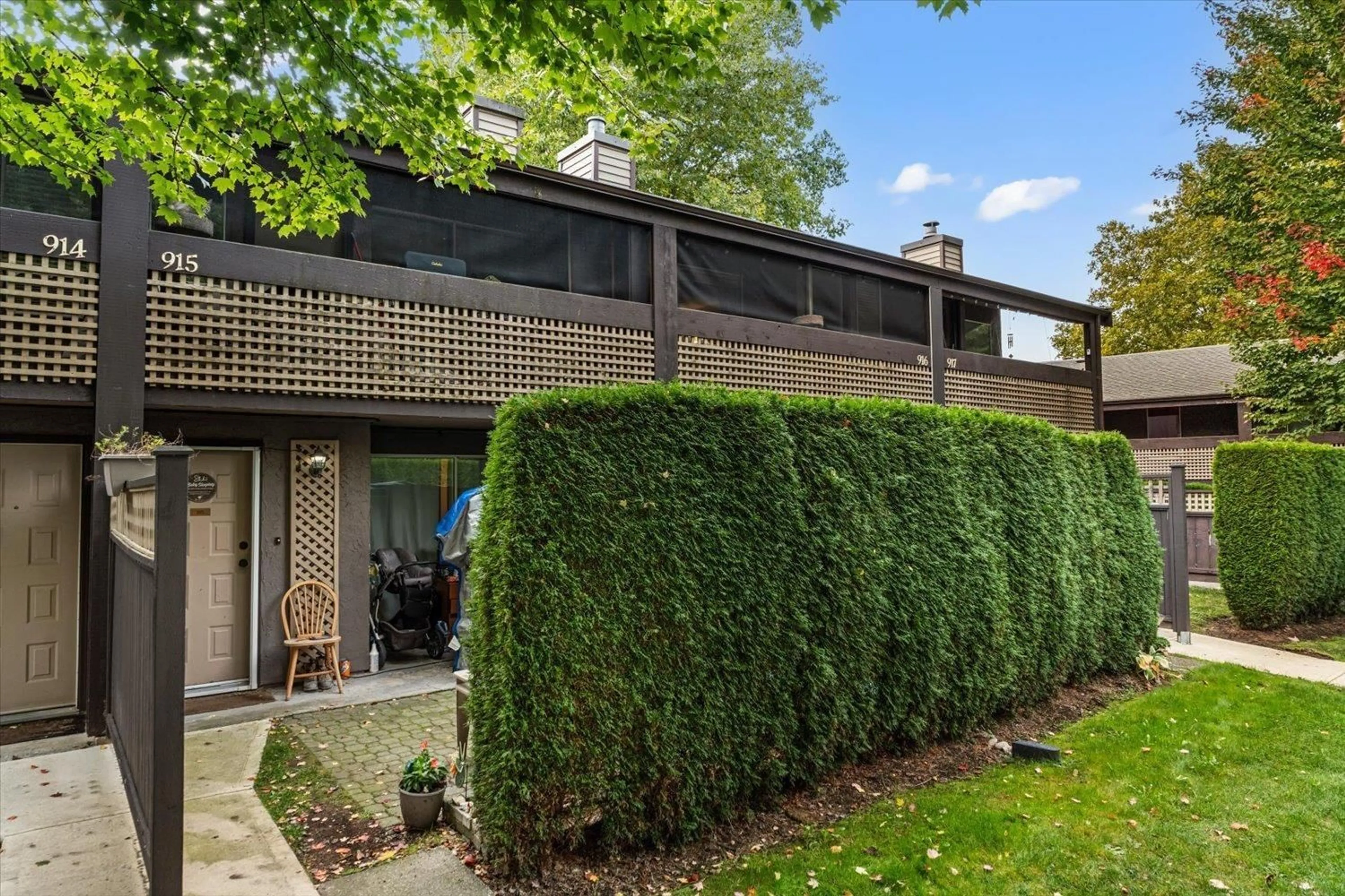 Patio, unknown for 915 - 34909 OLD YALE ROAD, Abbotsford British Columbia V3G2E7