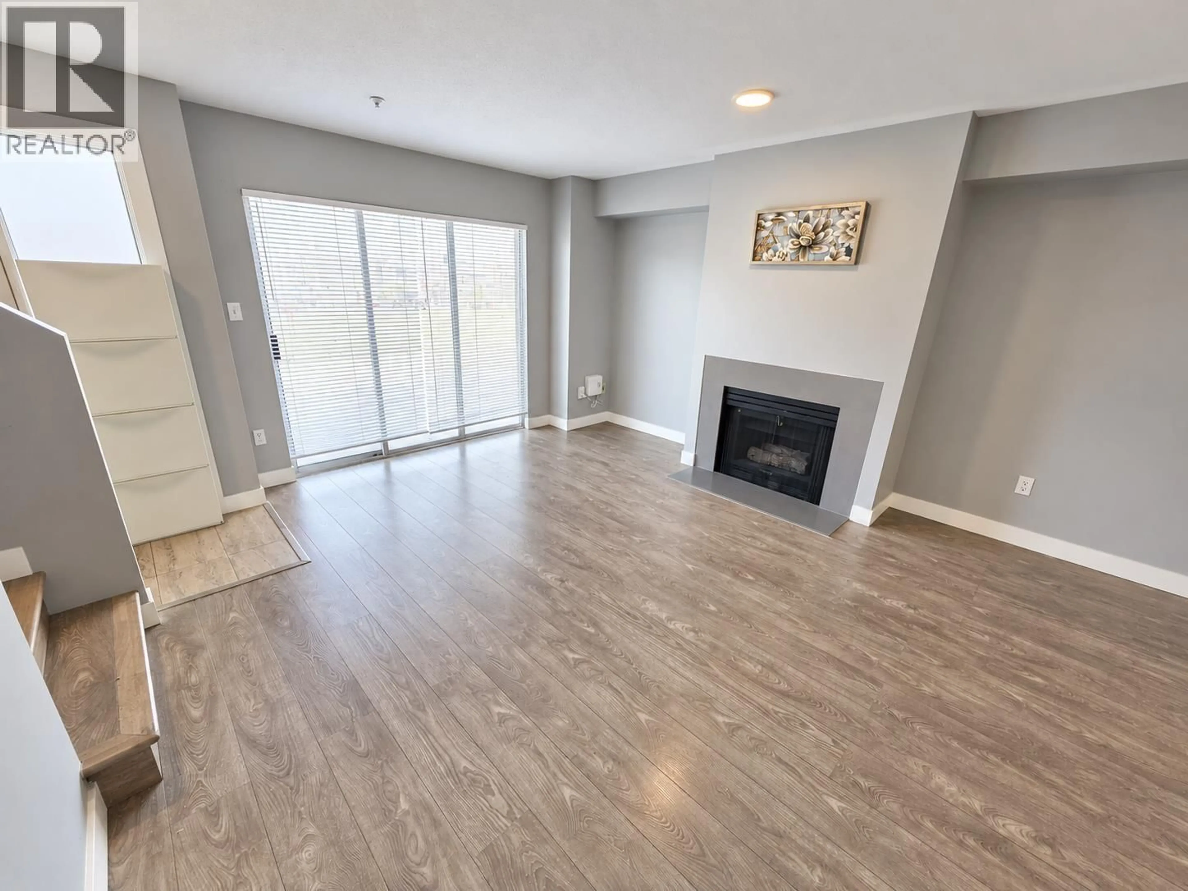 Living room with furniture, unknown for 204 - 2211 NO. 4 ROAD, Richmond British Columbia V6X3X1