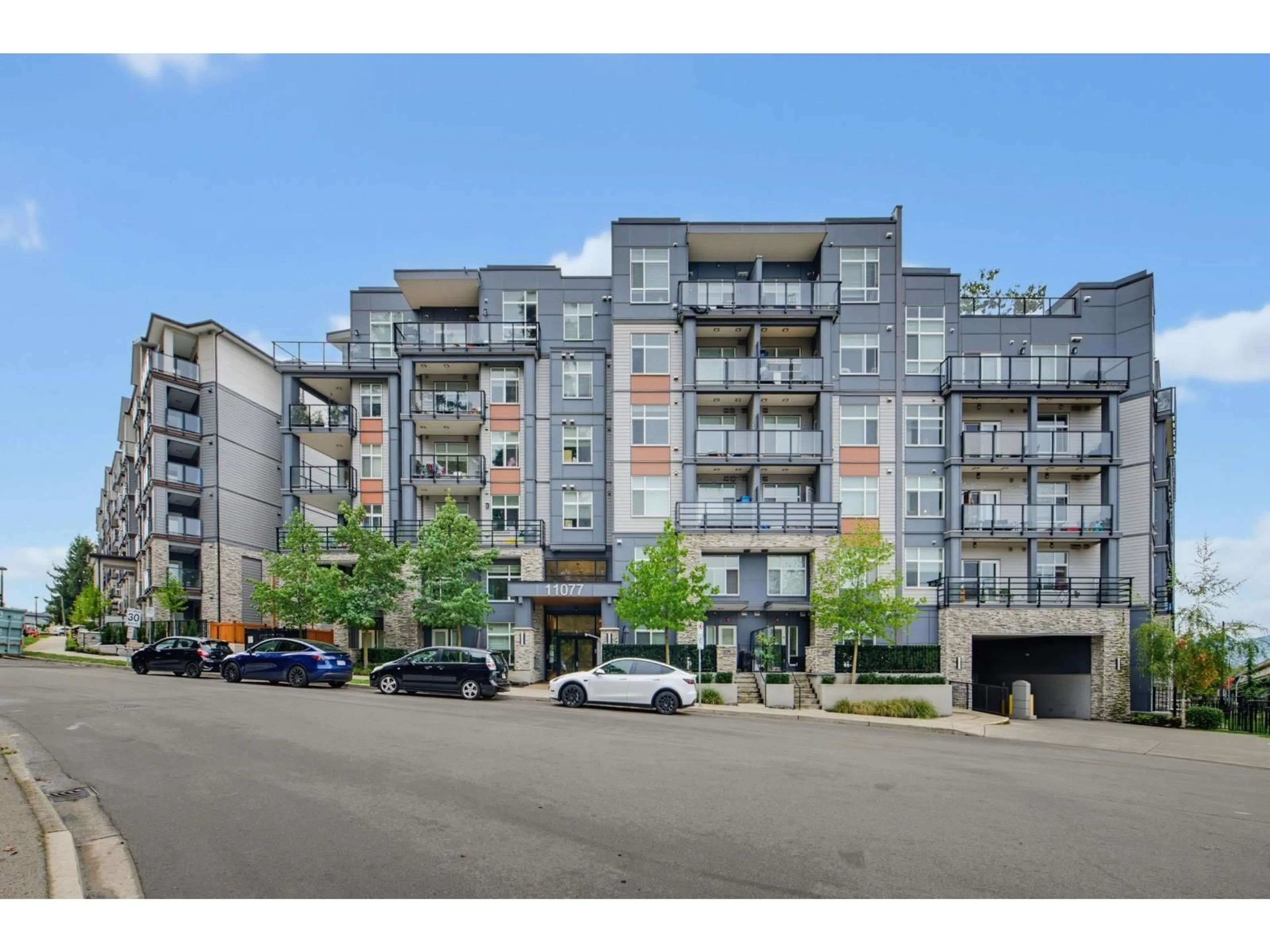 Unknown for 205 - 11077 RAVINE ROAD, Surrey British Columbia V3T3X5