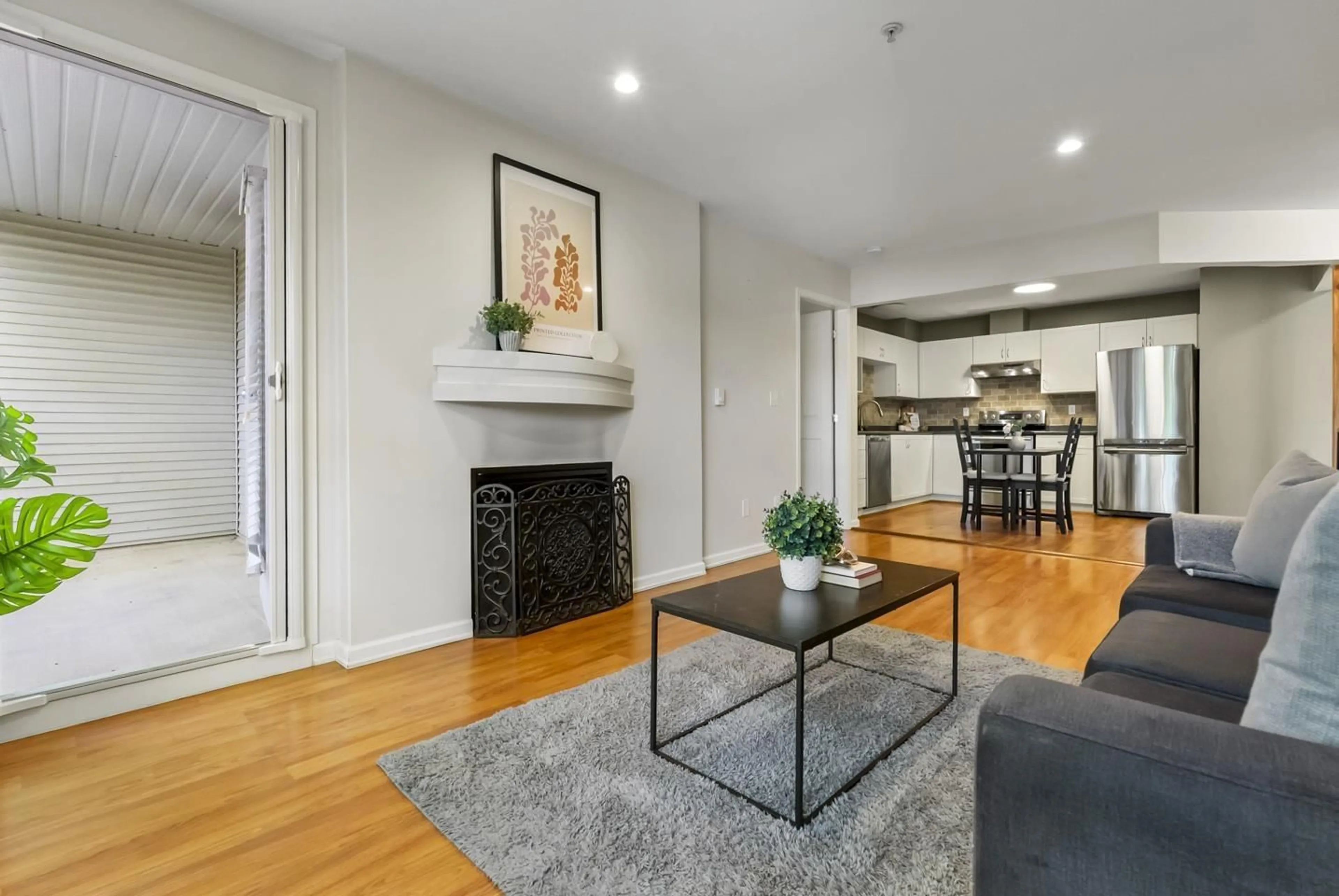 Living room with furniture, unknown for 311 - 10188 155 STREET, Surrey British Columbia V3R0R6
