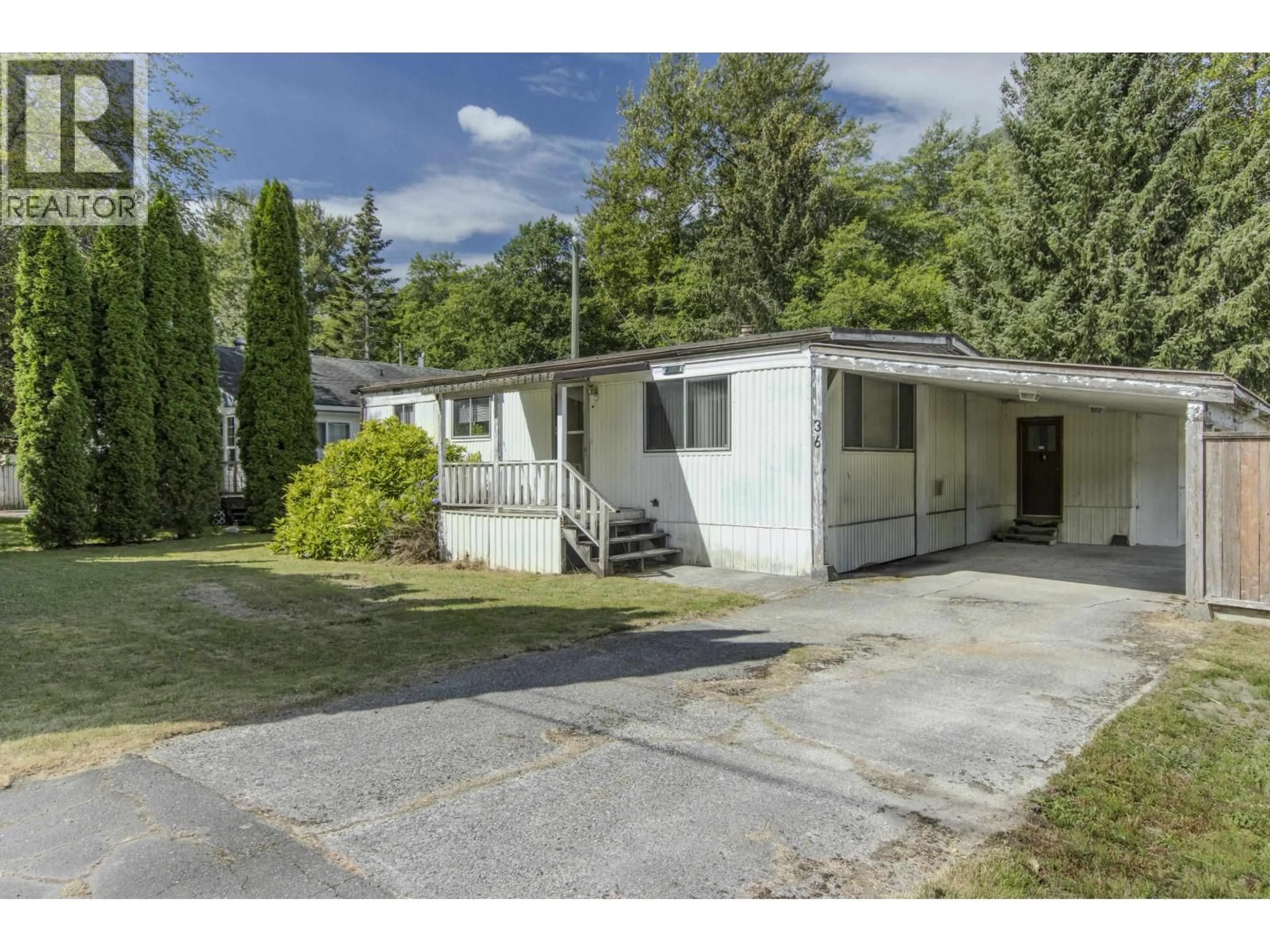 Unknown for 36 BRACKEN PARKWAY, Squamish British Columbia V0N1T0