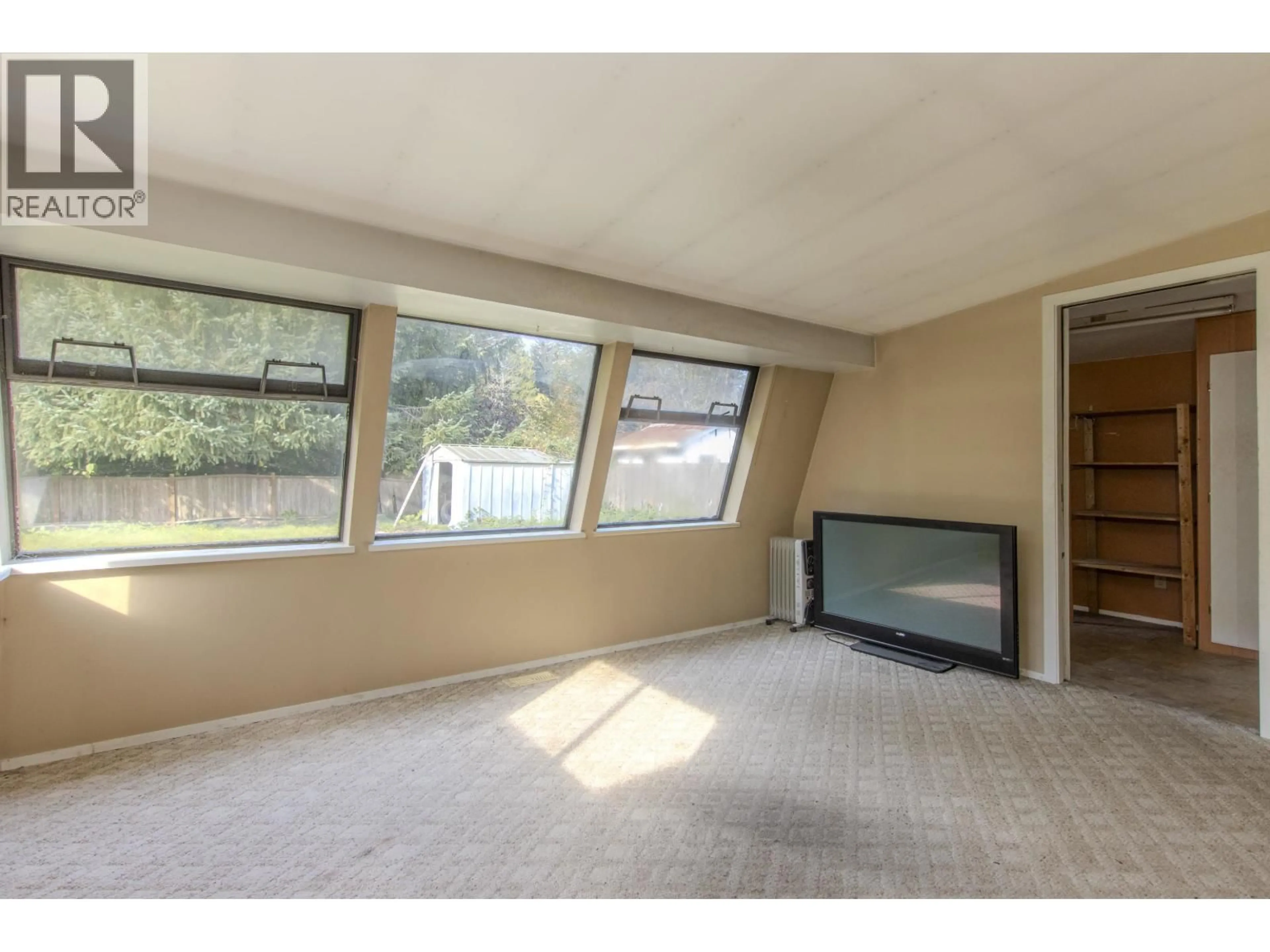 A pic of a room for 36 BRACKEN PARKWAY, Squamish British Columbia V0N1T0