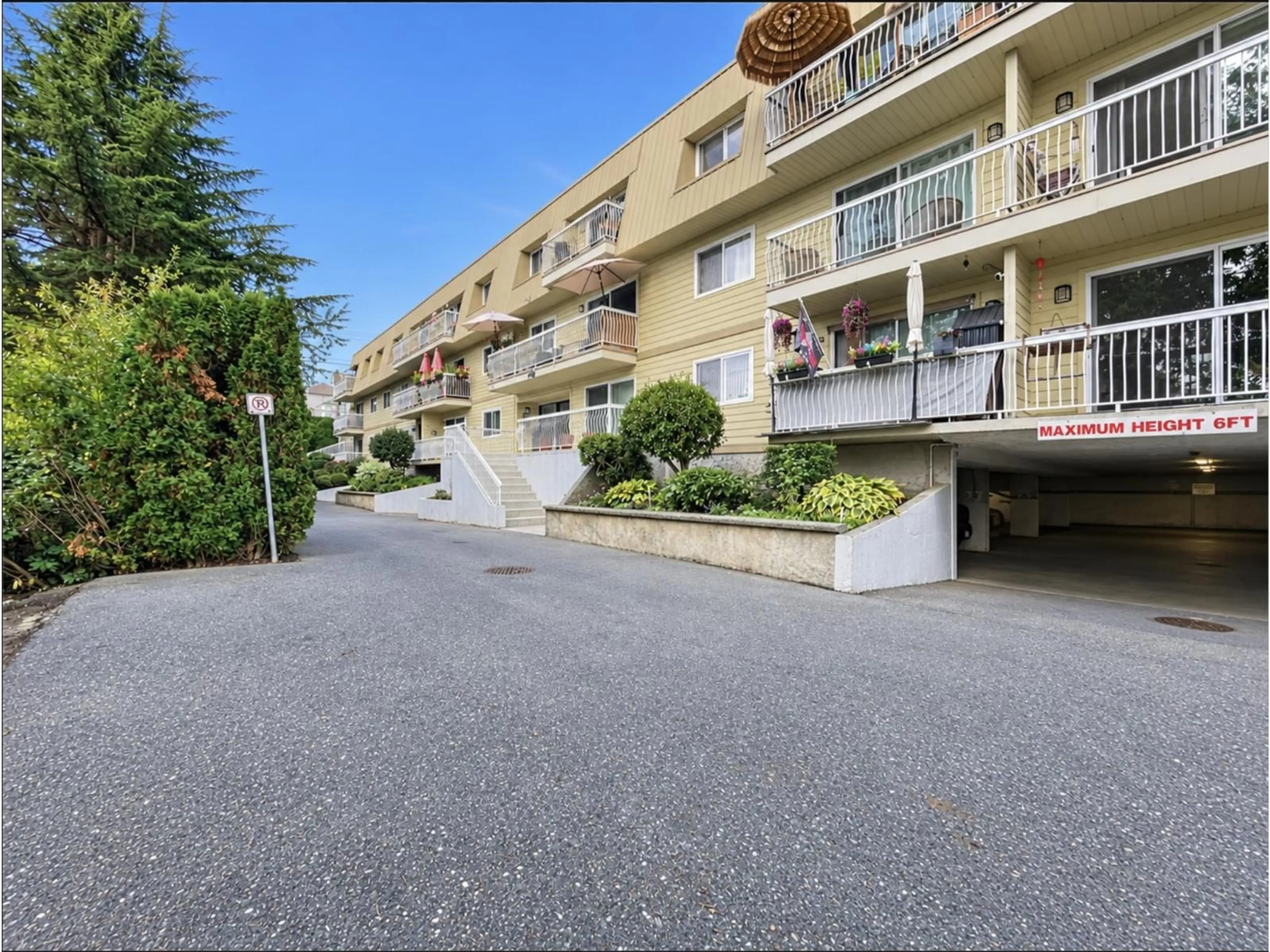 Patio, street for 329 - 7436 STAVE LAKE STREET, Mission British Columbia V2V5B9