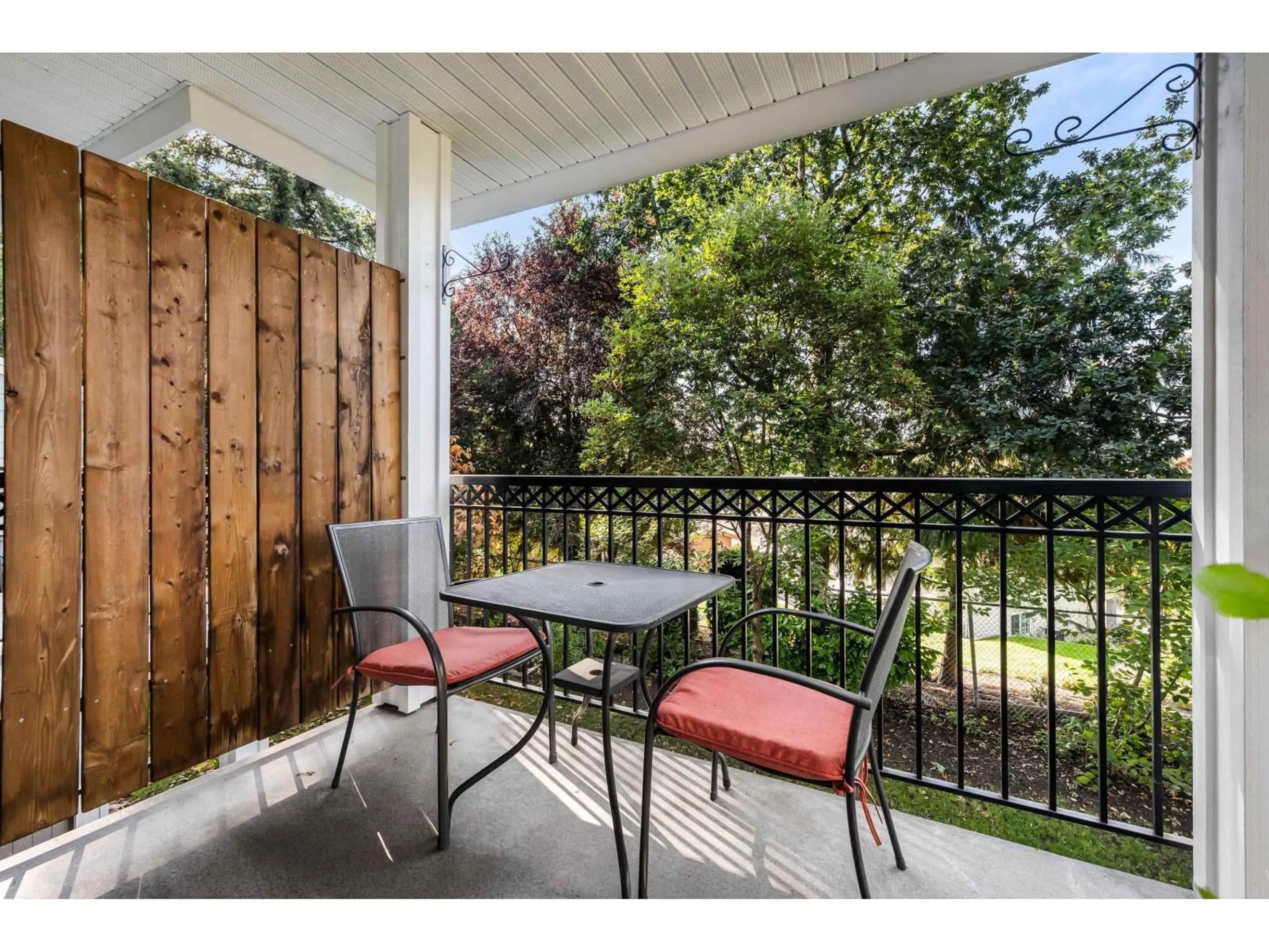 Patio, street for 23 - 5805 SAPPERS WAY, Chilliwack British Columbia V2R0L7