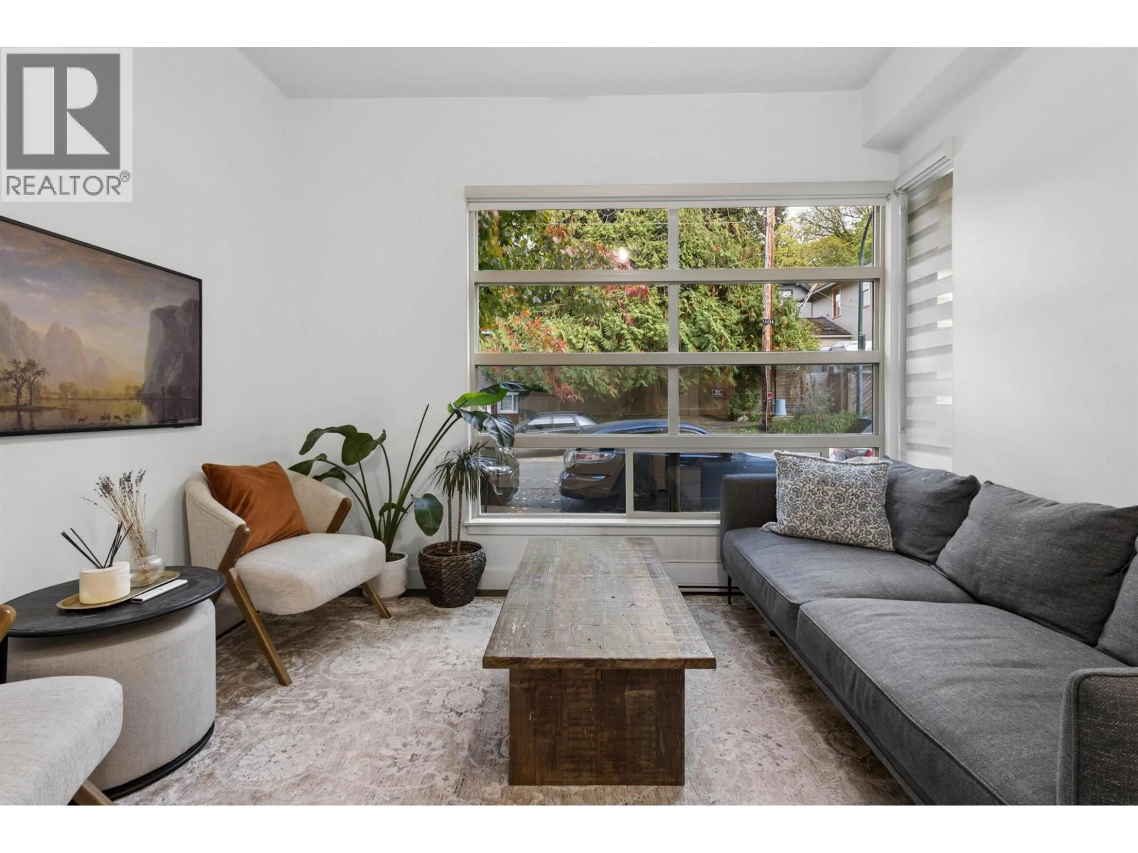 Living room with furniture, unknown for 881 SALSBURY DRIVE, Vancouver British Columbia V5L4A3