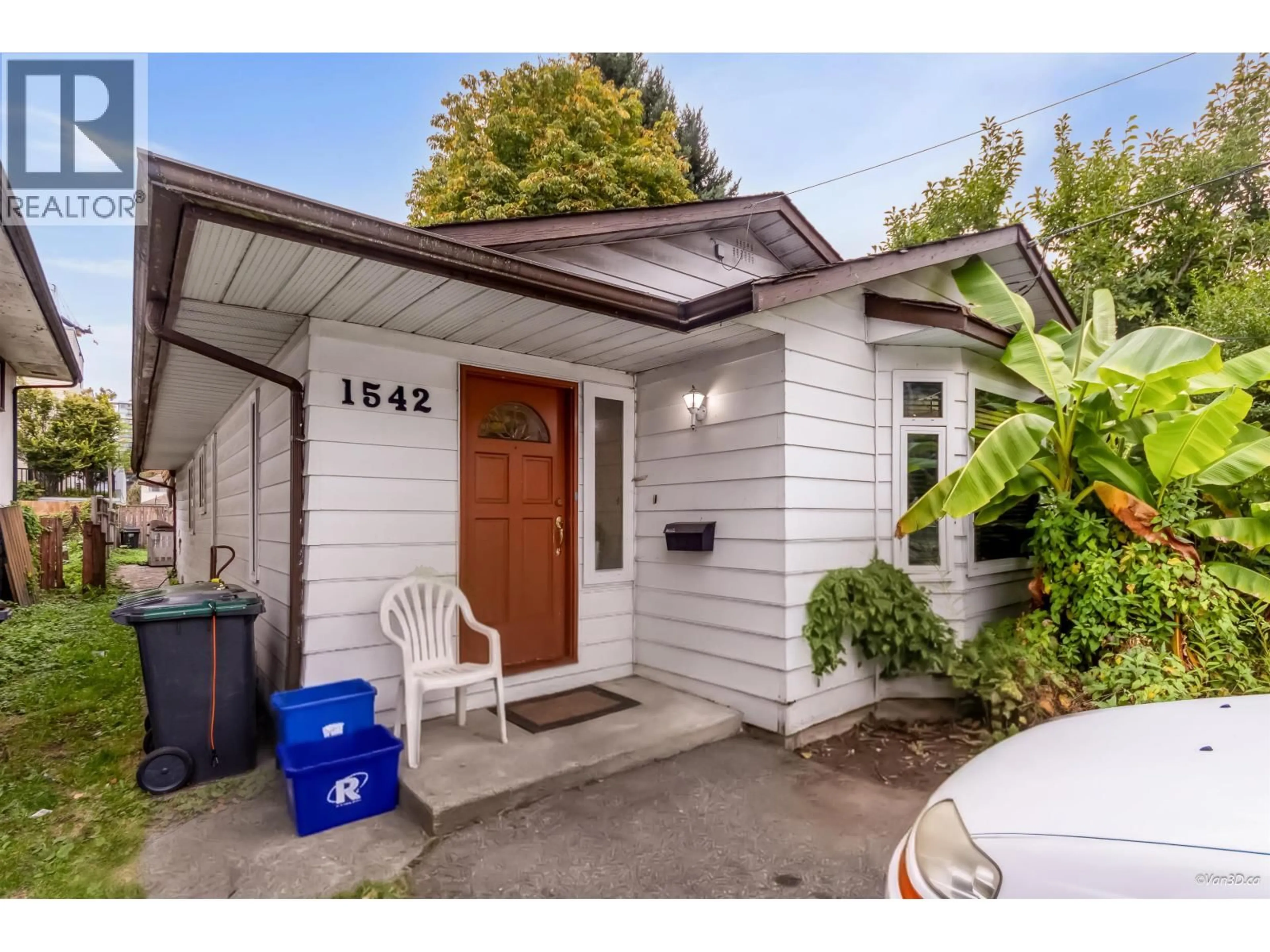Unknown for 1542 BOND STREET, North Vancouver British Columbia V7J1E7
