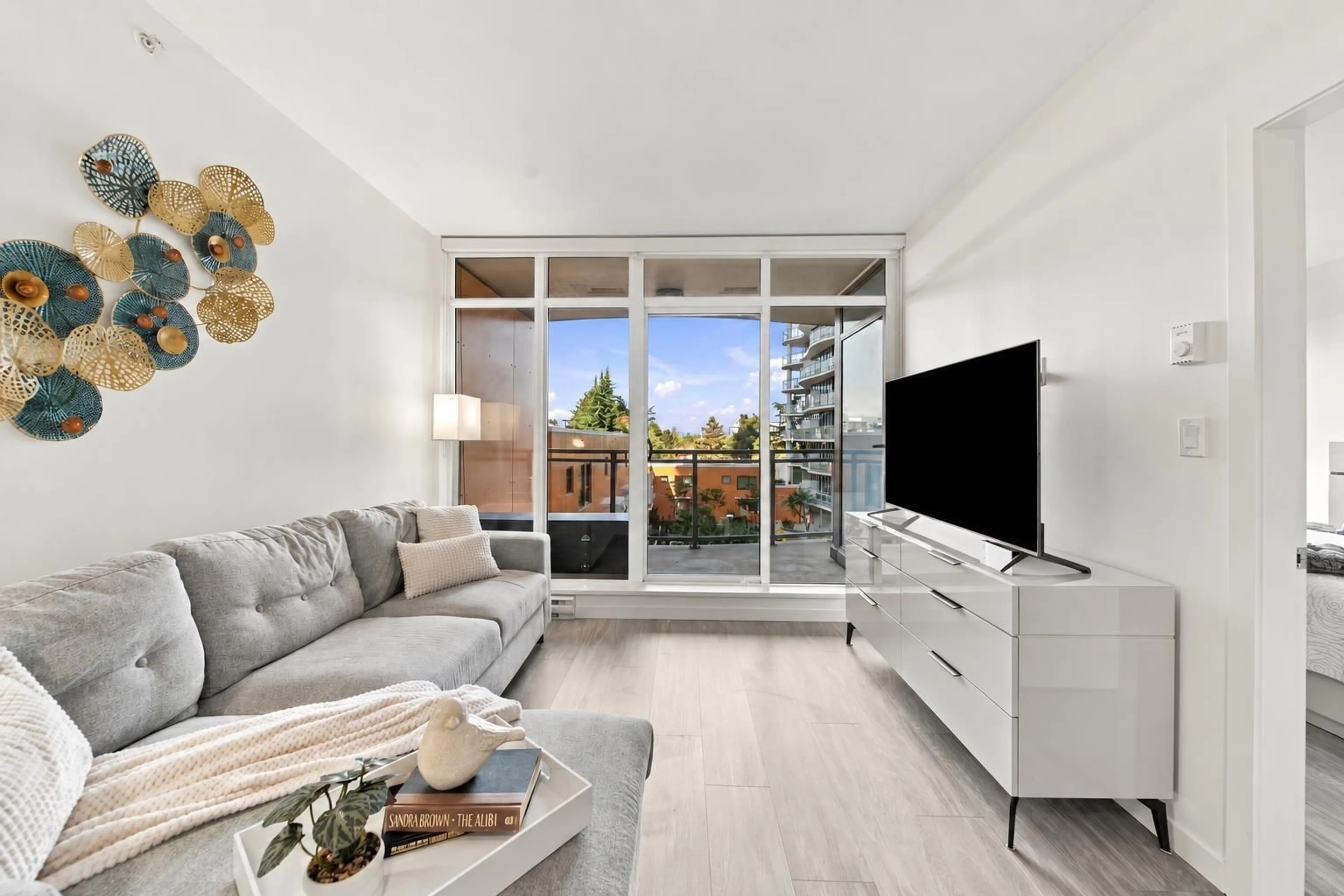 Living room with furniture, unknown for 304 - 13303 CENTRAL AVENUE, Surrey British Columbia V3T0K6