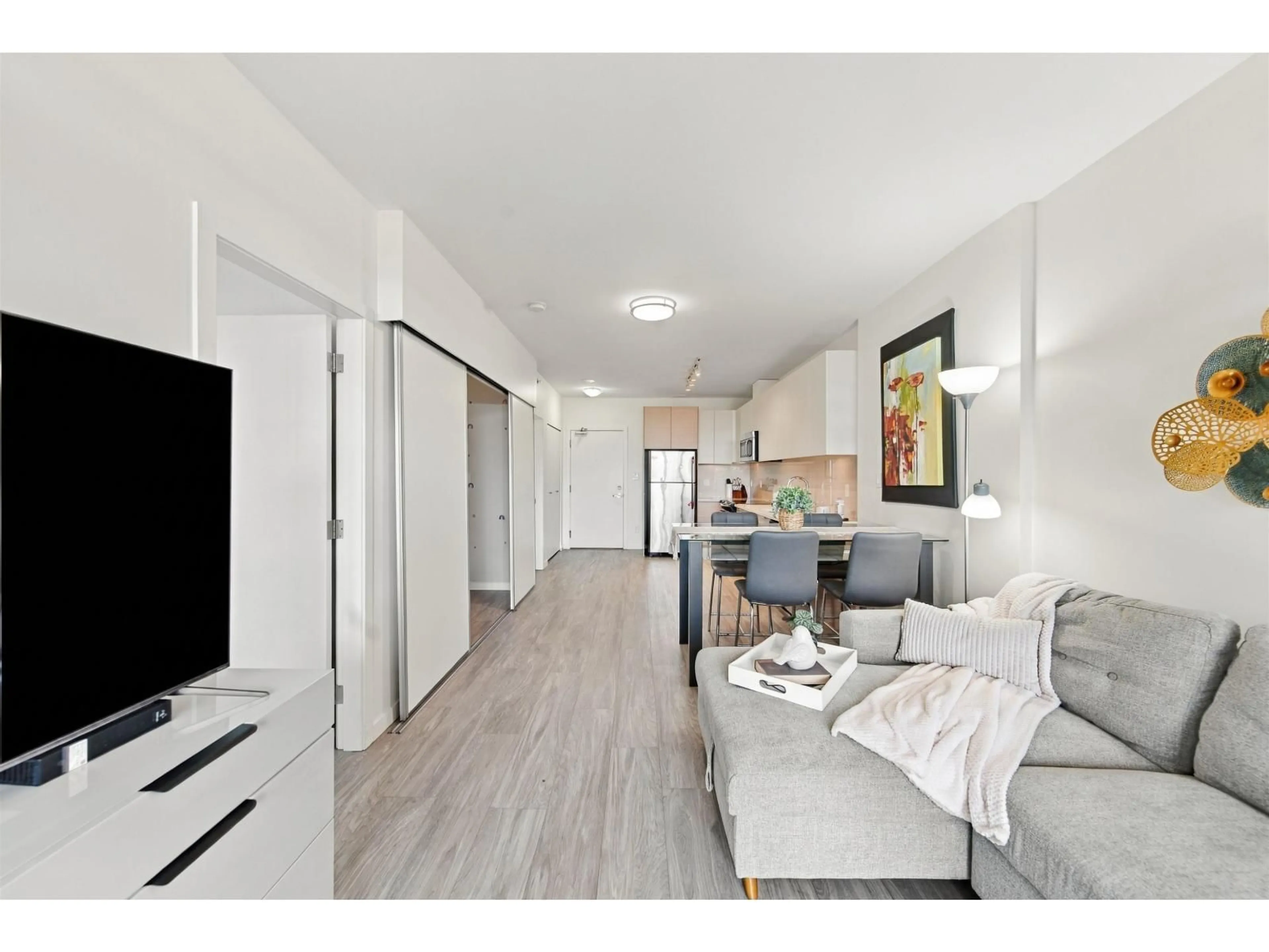 Unknown for 304 - 13303 CENTRAL AVENUE, Surrey British Columbia V3T0K6