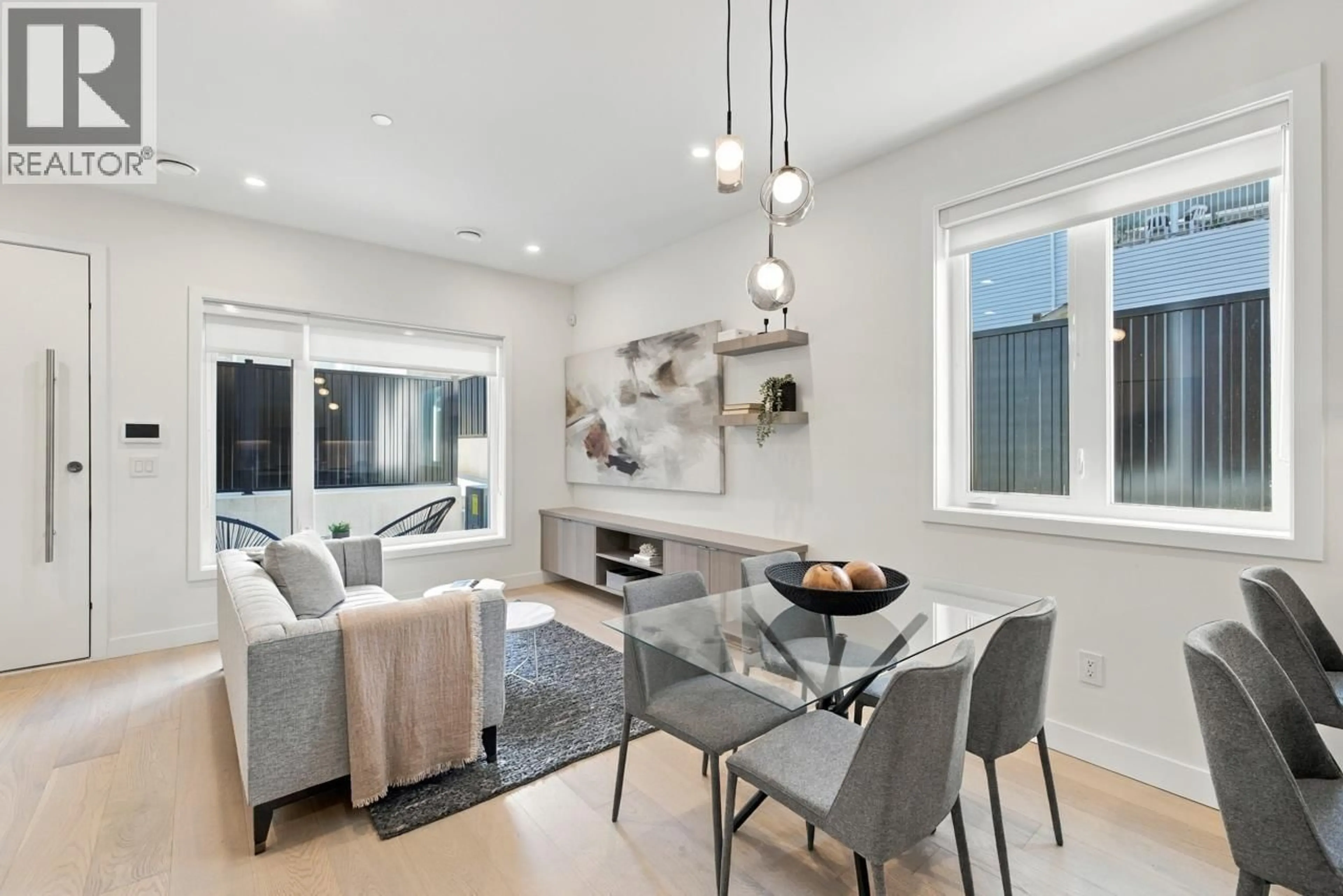 Unknown for 1 - 3183 GRAVELEY STREET, Vancouver British Columbia V5K3K7