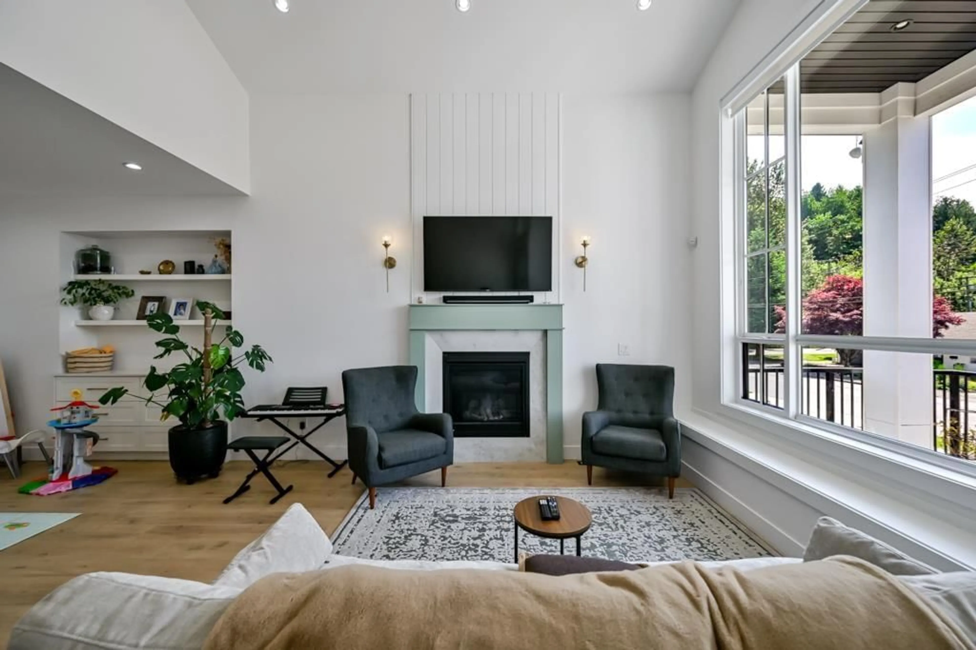 Unknown for 33979 WALNUT AVENUE, Abbotsford British Columbia V2S3Z1
